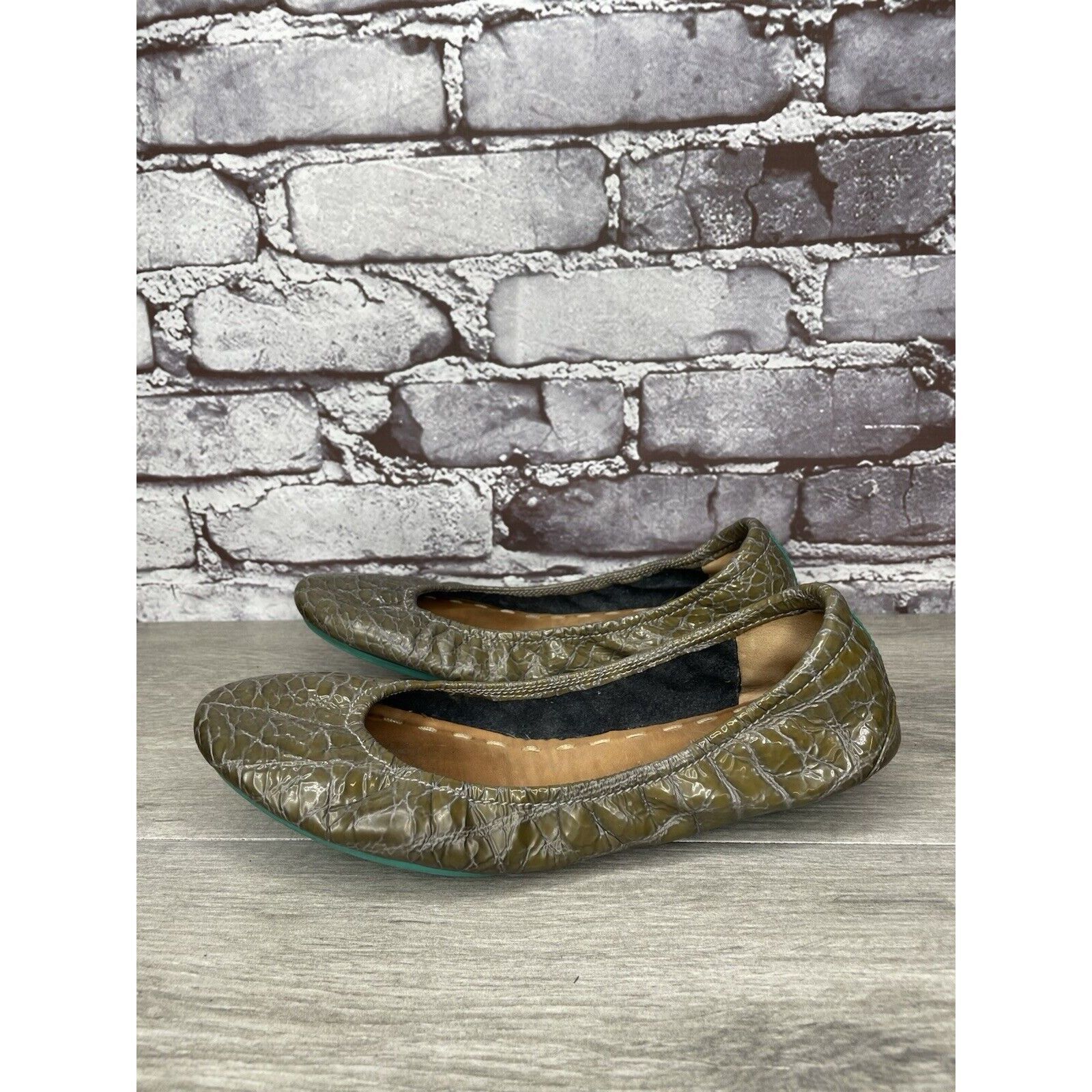 Other Tieks Green Grey Leather Croc Patent Leather Ballet Flats Sh Size US 7 / IT 37 - 18 Thumbnail