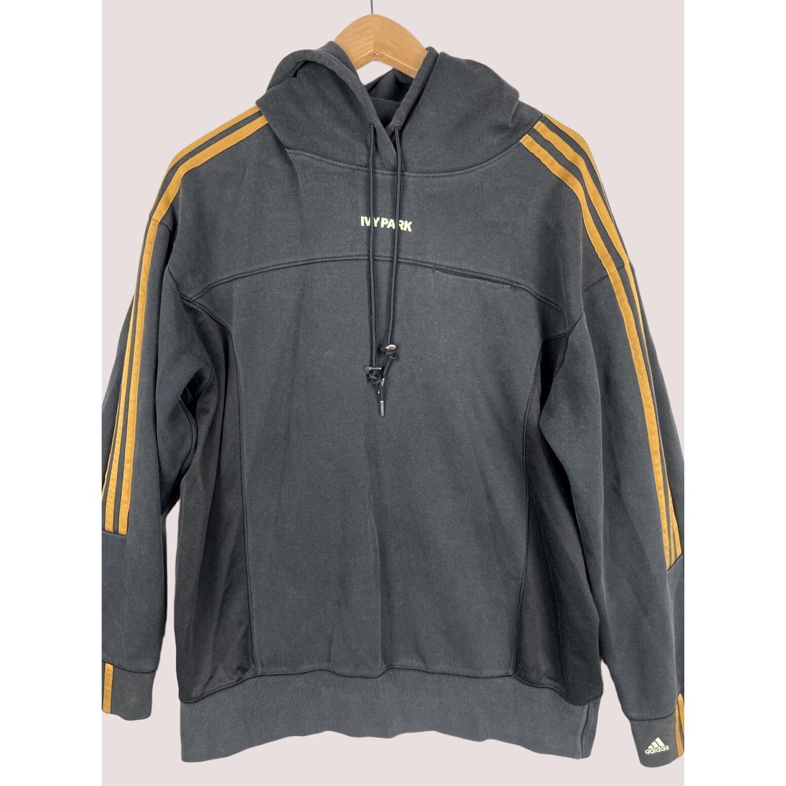 Adidas adidas Ivy Park Hoodie Womens Small Black Baggy GT9085 Pullover Sweatshirt Size S / US 4 / IT 40 - 1 Thumbnail