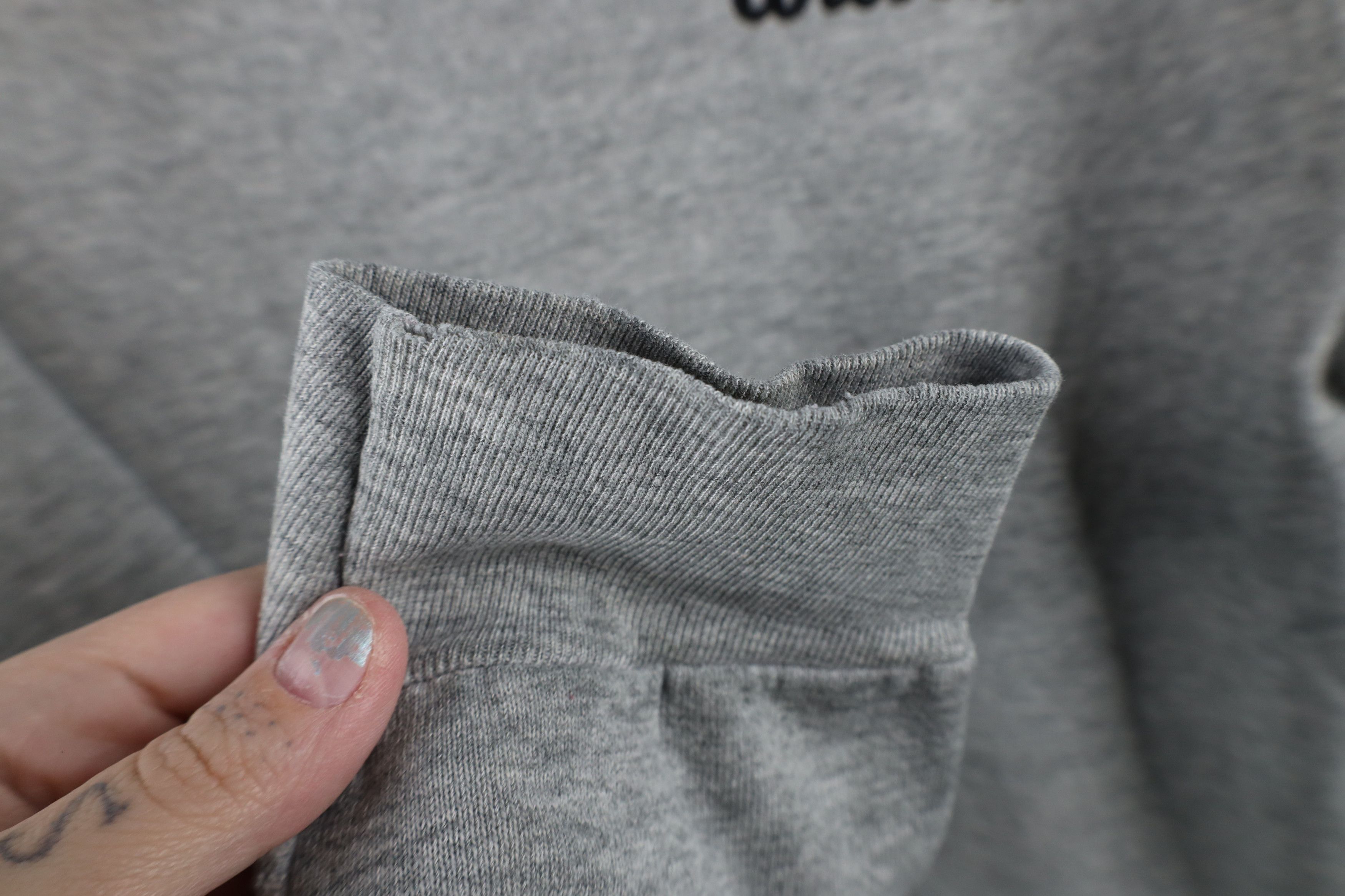Vintage Vintage 90s Wilson Spell Crewneck Sweatshirt Heather Gray Size US M / EU 48-50 / 2 - 6 Thumbnail