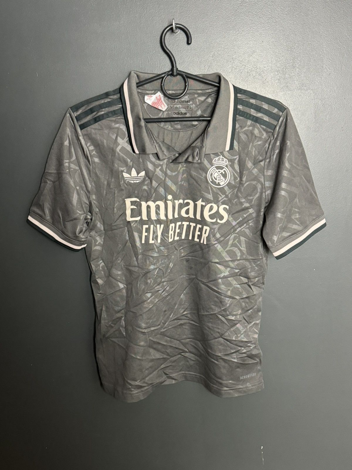 Adidas KIDS Real Madrid 24/25 Third Bellingham Football Jersey Size US XS / EU 42 / 0 - 2 Thumbnail