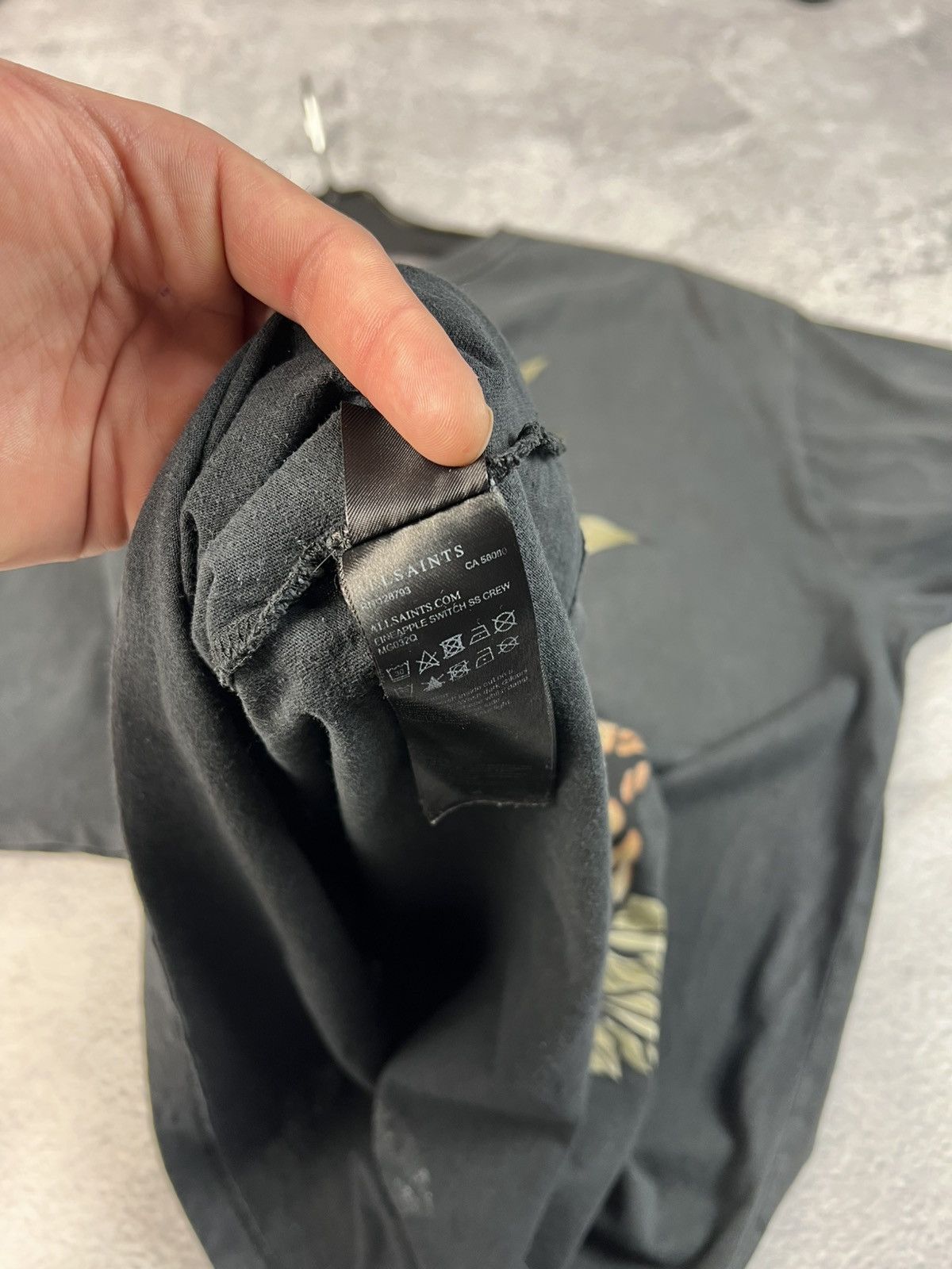 Allsaints × Japanese Brand All saints pineapple switch ss crew Size US M / EU 48-50 / 2 - 11 Thumbnail