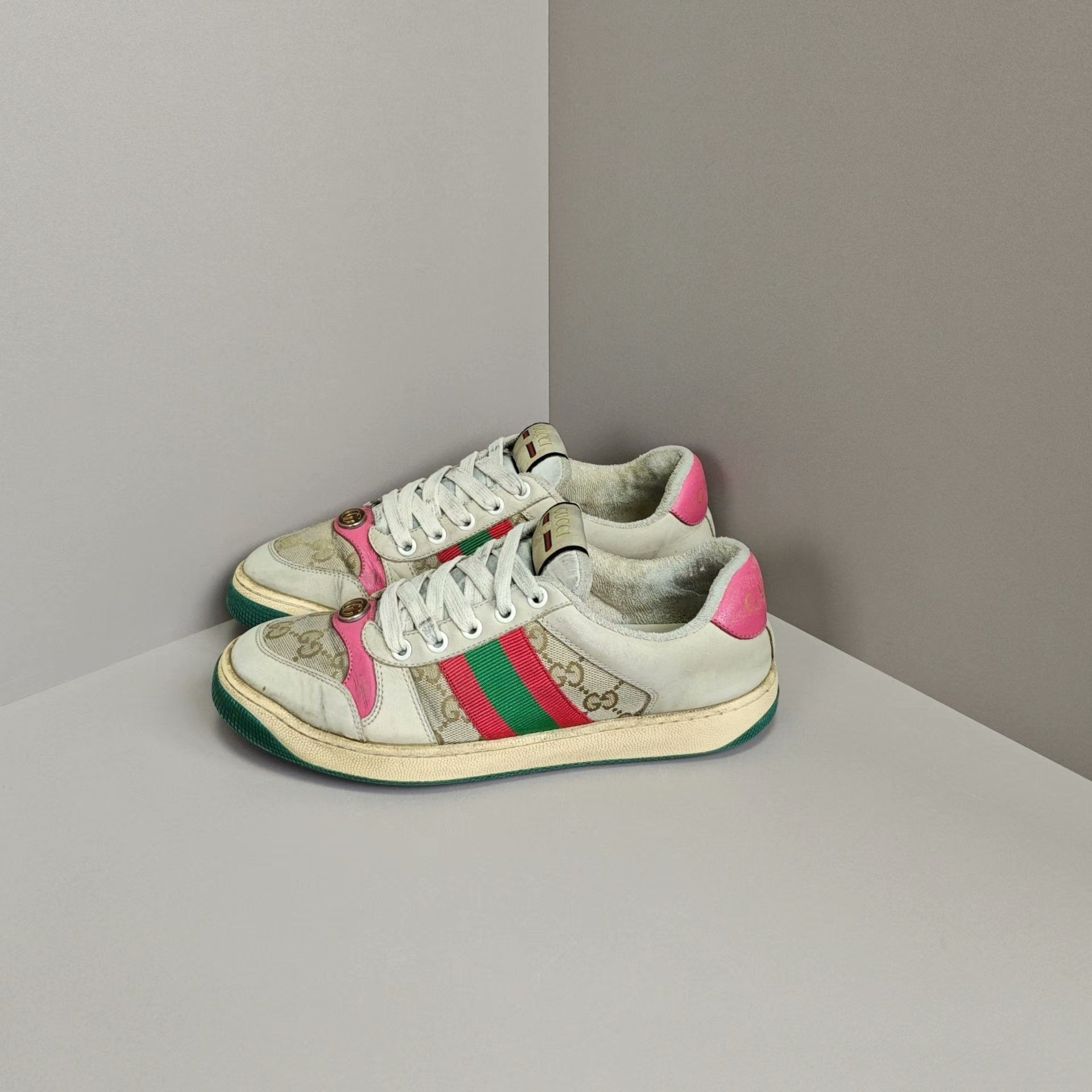 Gucci Gucci Lowtop Sneakers us_6 Women Size US 6 / IT 36 - 1 Thumbnail