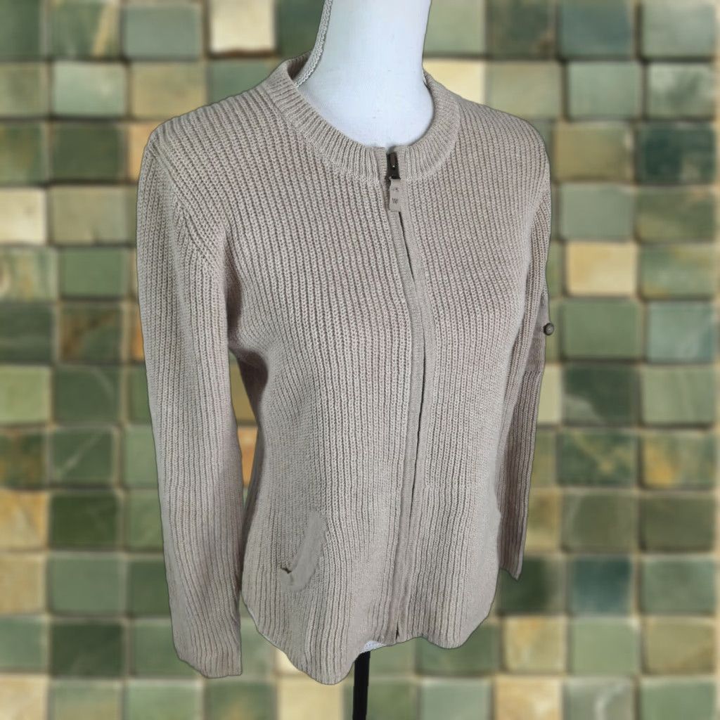 Vintage Woolrich Cardigan Sweater Jacket Full Zip Beige M Womens Woolrich Oat Mix Full Zip Beige S6C Size M / US 6-8 / IT 42-44 - 1 Thumbnail