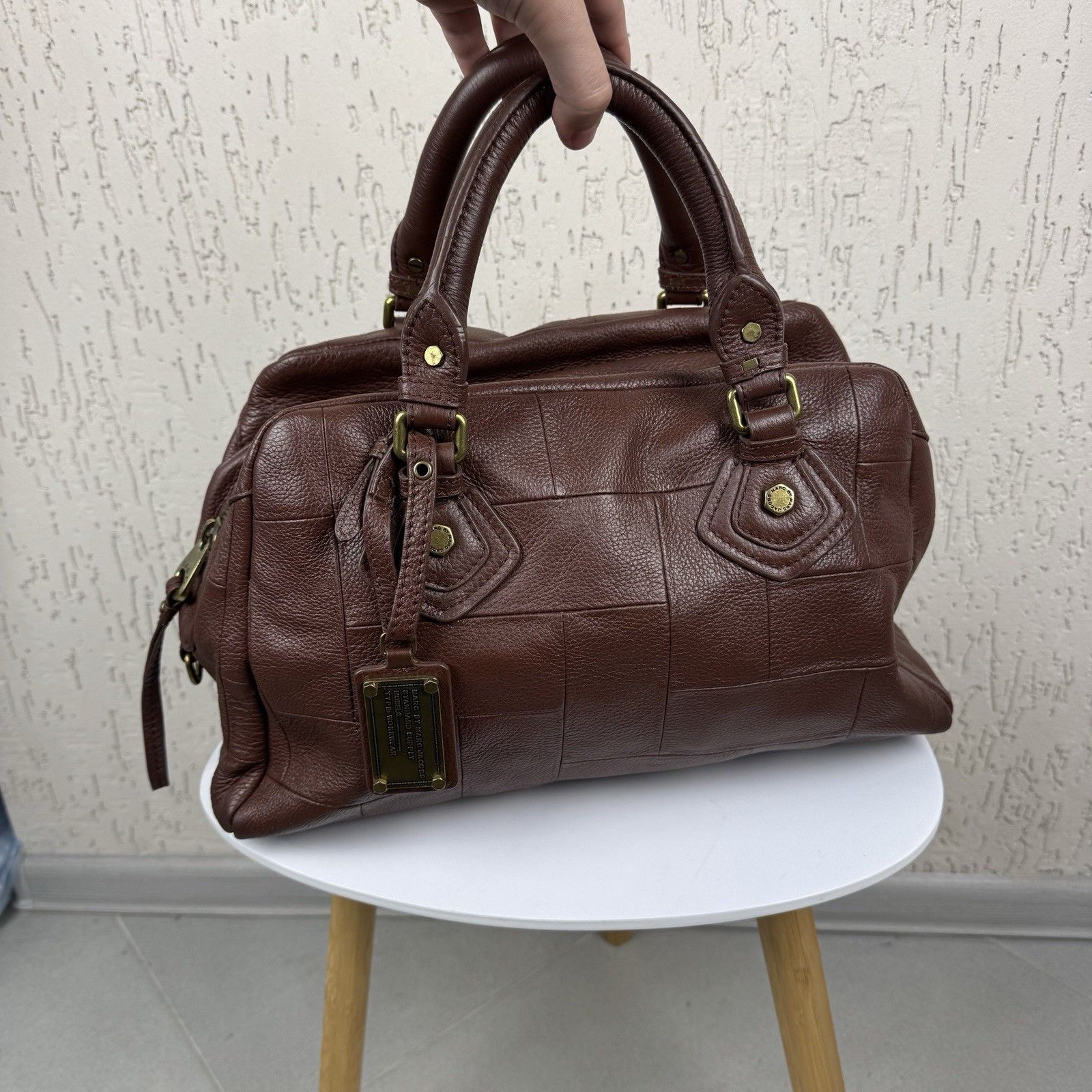 Marc by Marc Jacobs Marc by Marc Jacobs Handbag 2000s Y2k Vintage Leather Brown Size ONE SIZE - 2 Thumbnail