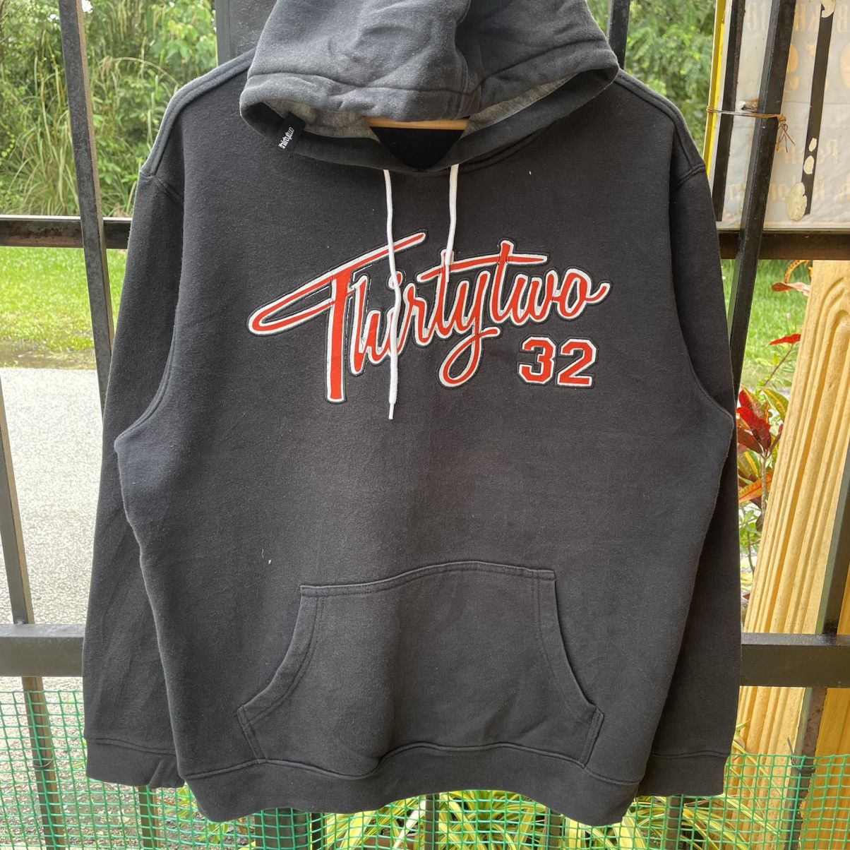 Japanese Brand 🔥Vintage Thirtytwo 32 Embroidered Spellout Pullover Hoodie Size US M / EU 48-50 / 2 - 5 Thumbnail
