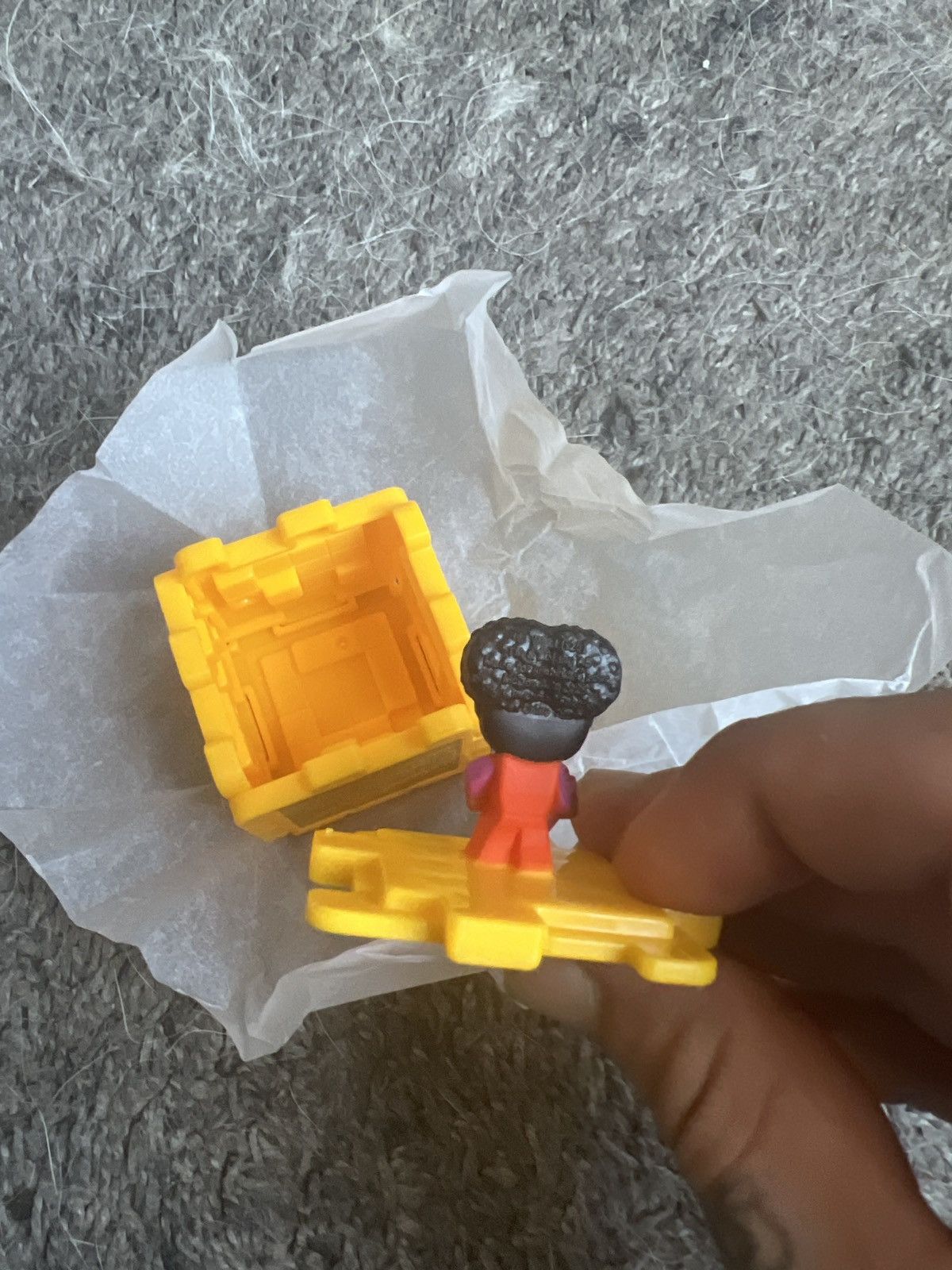 Warner Bros 2025 McDonald’s A Minecraft Movie Gold Block & Dawn Size ONE SIZE - 5 Thumbnail