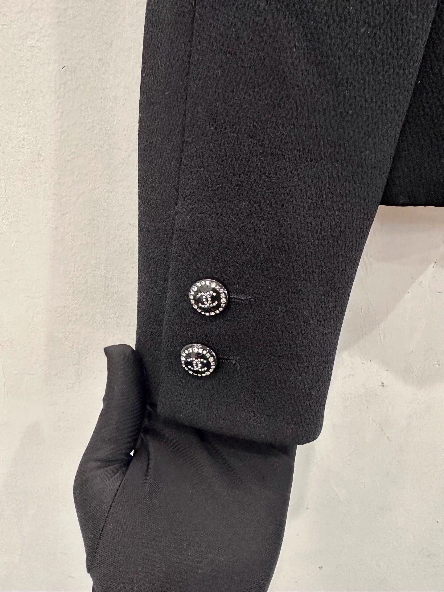 Chanel Chanel Resort Women's 40 Crystal CC Black Knit Jacket Size M / US 6-8 / IT 42-44 - 4 Thumbnail