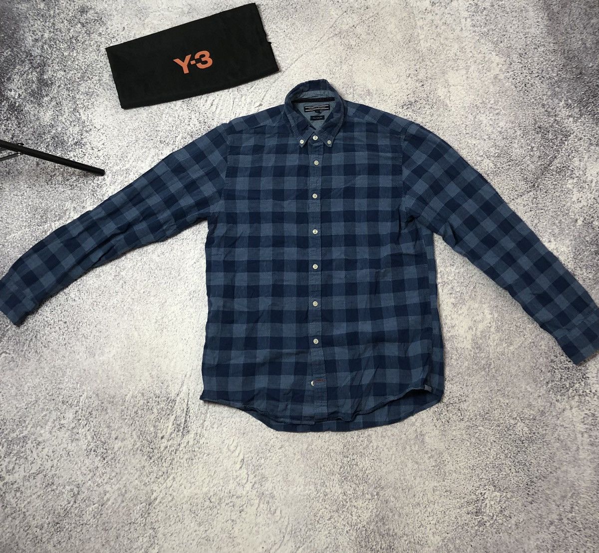 Tommy Hilfiger × Vintage Men’s shirt Tommy Hilfiger size L Size US L / EU 52-54 / 3 - 1 Thumbnail