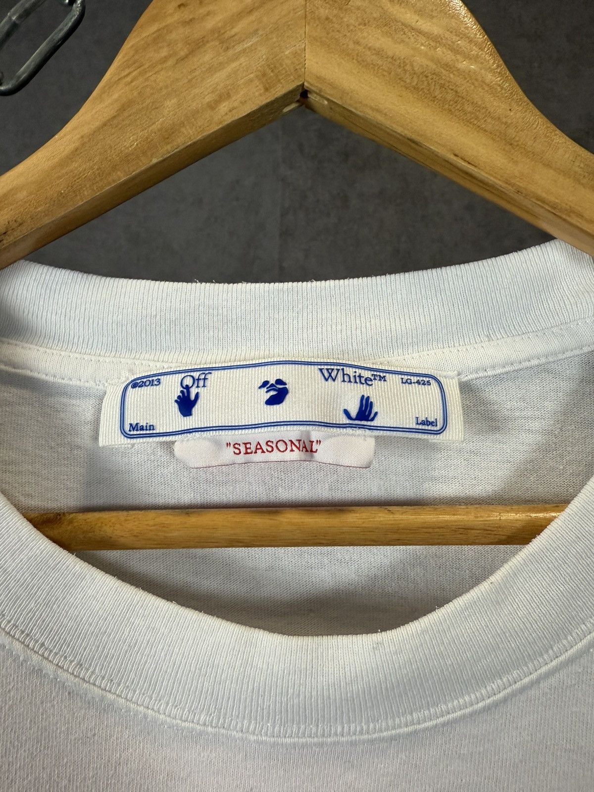 Off-White Off-white designer big logo tee Size US M / EU 48-50 / 2 - 5 Thumbnail