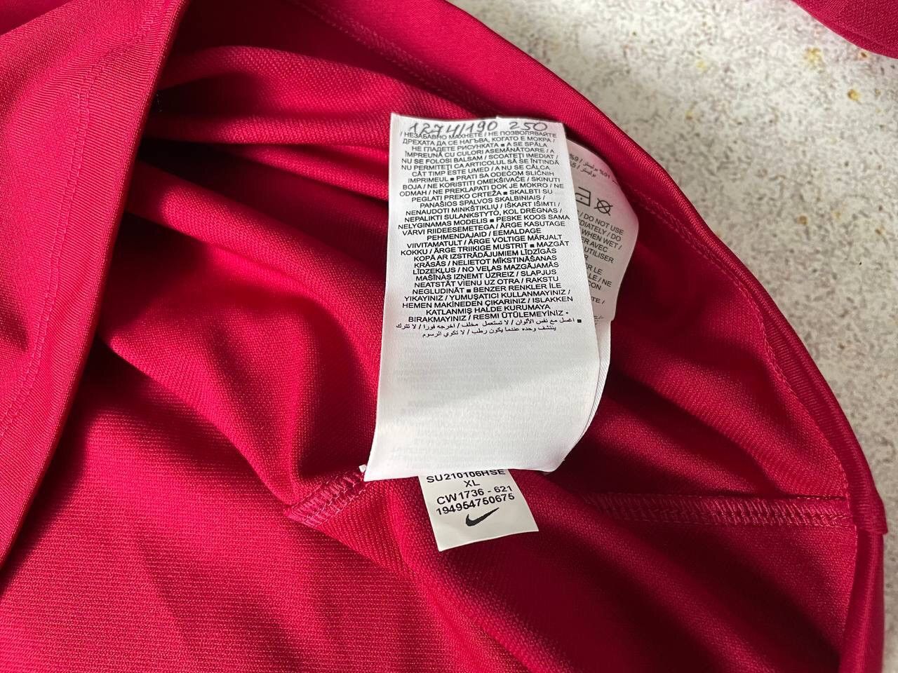 Nike × Vintage Bundle Deal 25 Soccer Jersey T-shirt and Long Sleeve Y2K Size US L / EU 52-54 / 3 - 4 Thumbnail