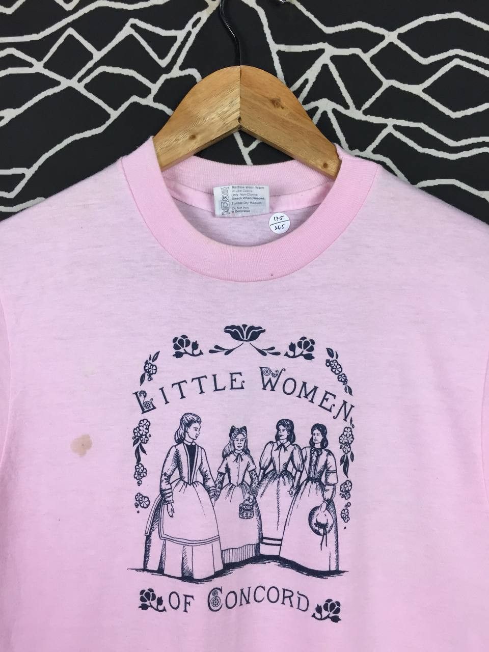 Hanes × Vintage Vtg 80s Little woman Of Concord Single Stitch Tee Size US M / EU 48-50 / 2 - 3 Thumbnail