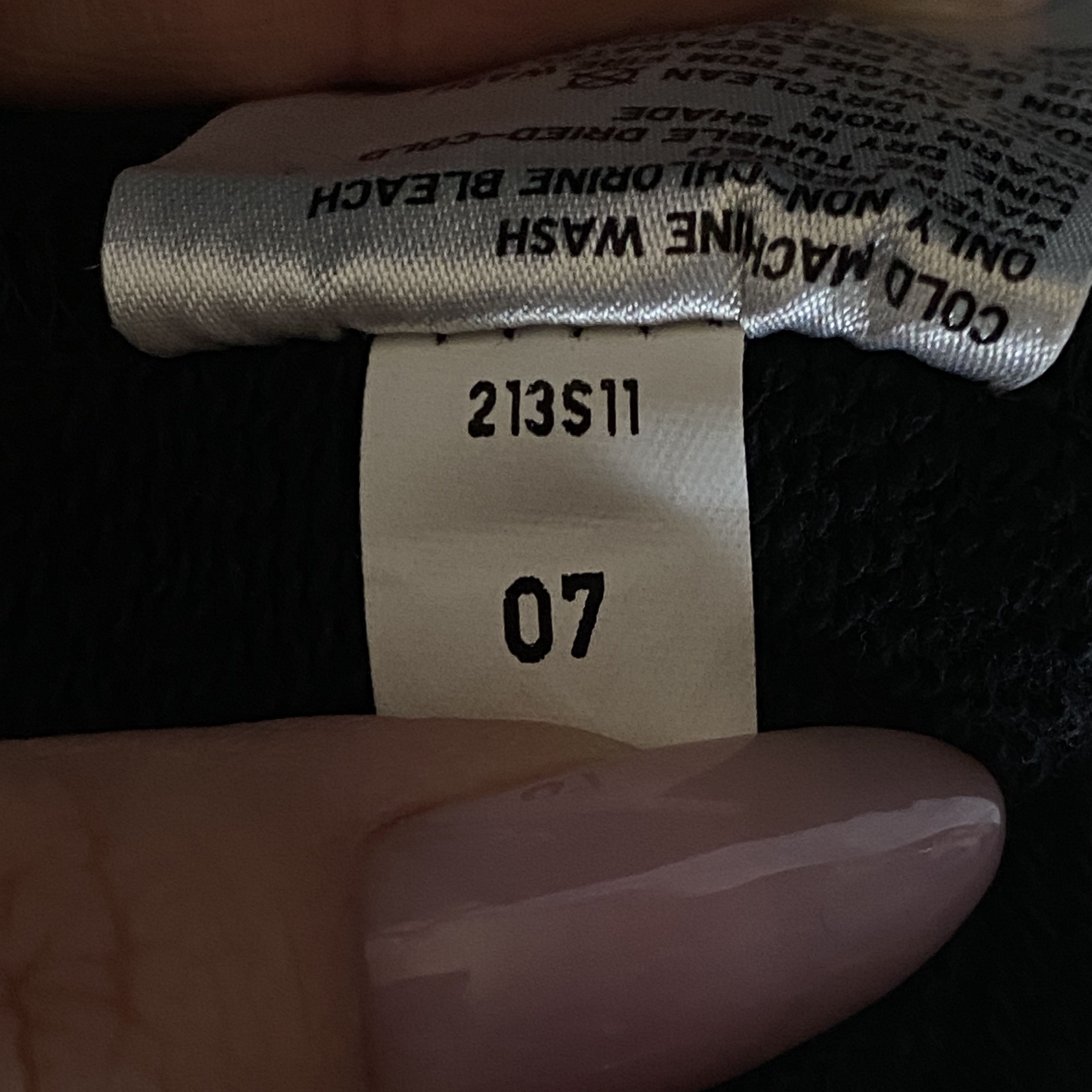 Uniqlo Uniqlo Musee Du Louvre Peter Saville Sweatshirt Size XL Size US XL / EU 56 / 4 - 7 Thumbnail