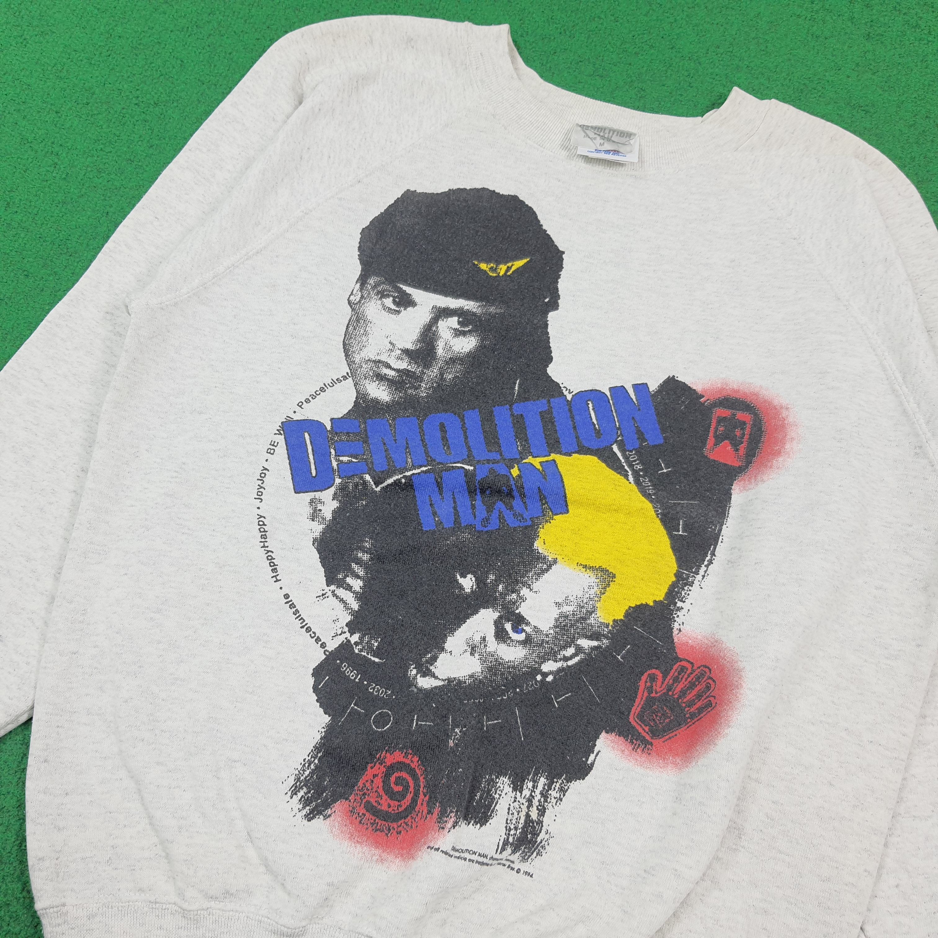Vintage Vintage 1994 Demolition Man Movie Sweatshirt C298N30 Size US S / EU 44-46 / 1 - 2 Thumbnail