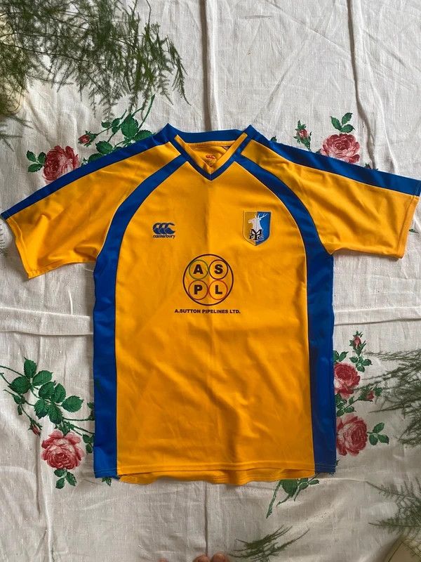 Canterbury of New Zealand Mansfield Canterbury home shirt vintage soccer jersey retro Size US XL / EU 56 / 4 - 17 Thumbnail