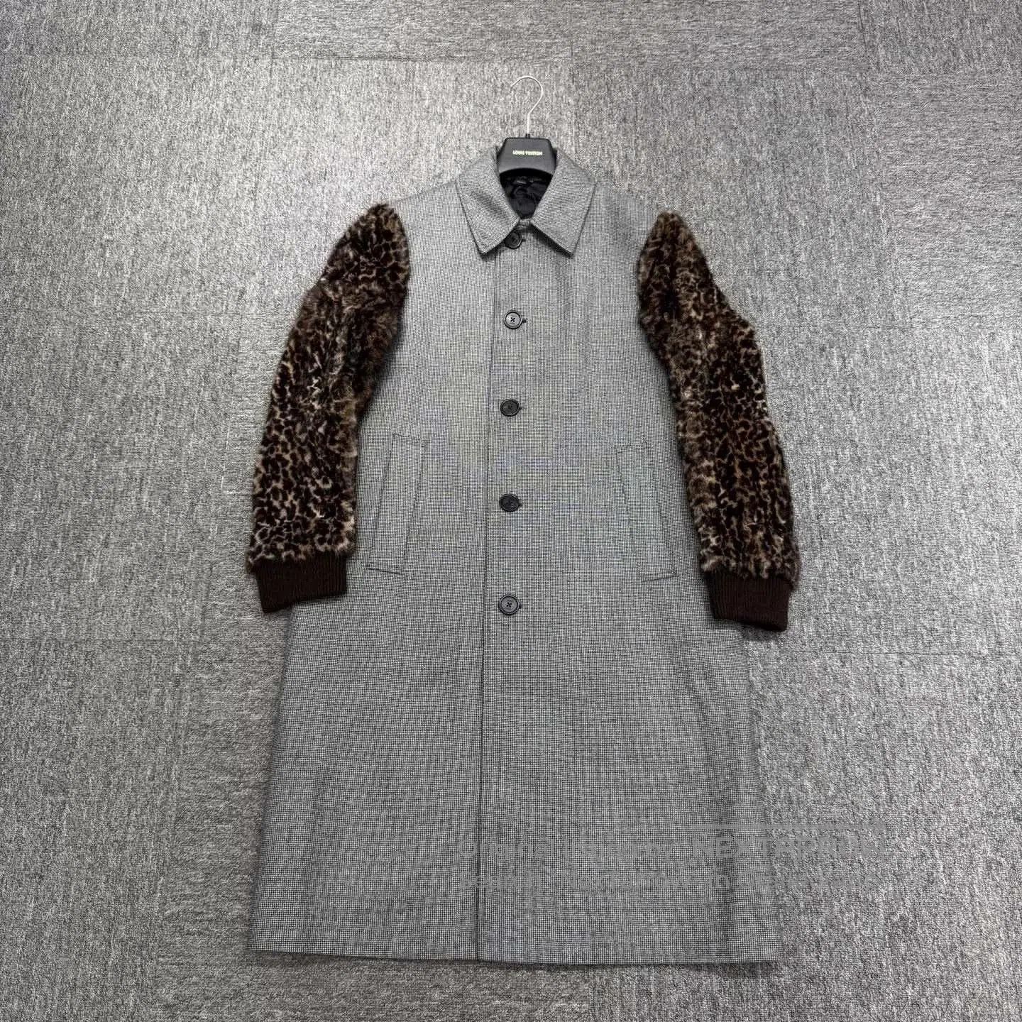 Fendi Fendi Fur Paneled Long Coat. Size US XL / EU 56 / 4 - 1 Thumbnail