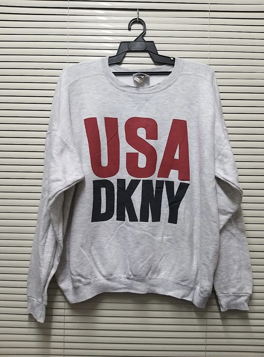 DKNY VINTAGE DKNY USA DONNA KARAN NEW YORK PULLOVER SWEATSHIRT Size US XXL / EU 58 / 5 - 1 Thumbnail