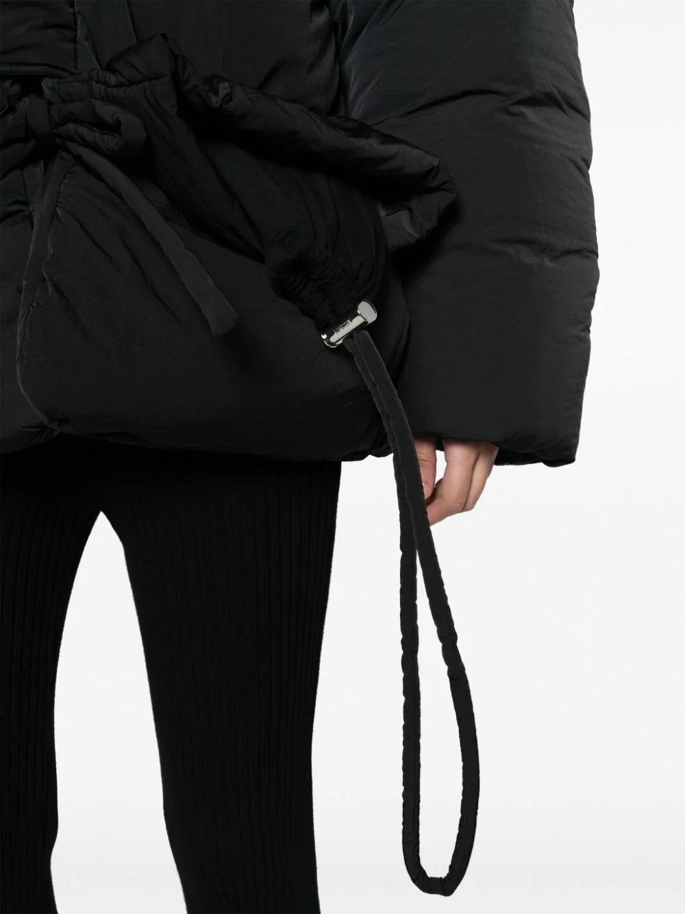 Jacquemus o1mle0824 La Doudoune Capullo Puffer Jacket in Black Size XS / US 0-2 / IT 36-38 - 5 Thumbnail