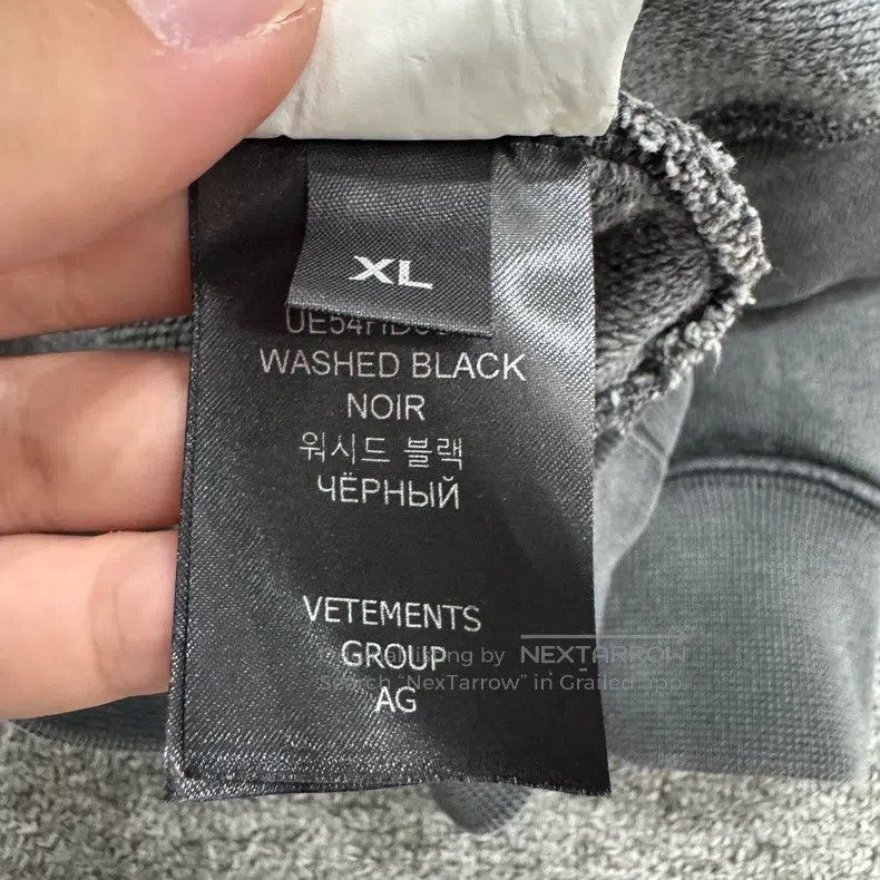 Vetements Vetements Bio-chemical print hooded sweatshirt Size US XL / EU 56 / 4 - 4 Thumbnail