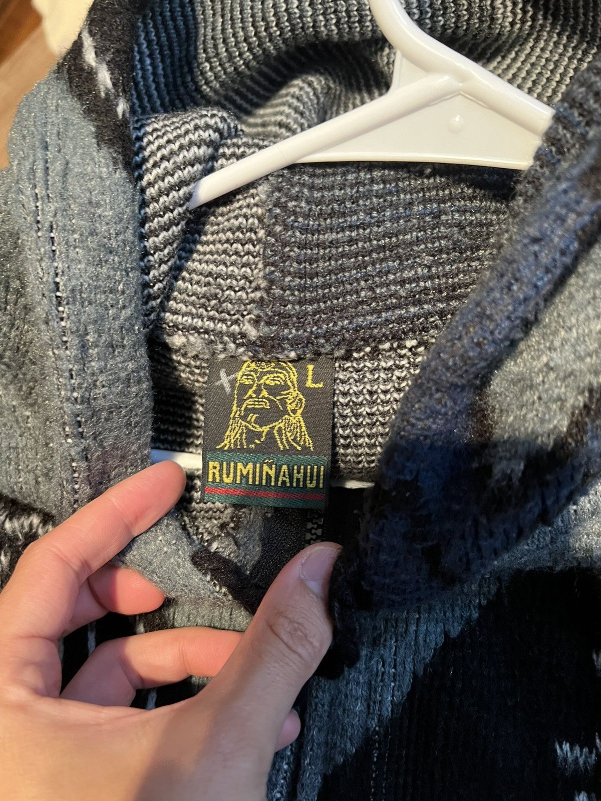 Vintage Vintage Tejidos Ruminahui Eagle Sweater Adult L Zip Up Wool Size US L / EU 52-54 / 3 - 7 Thumbnail