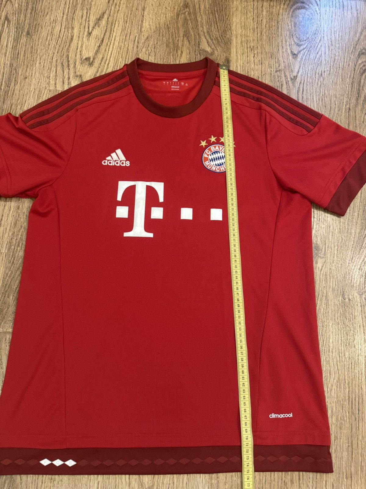 Adidas BAYERN MUNICH 2015 2016 HOME FOOTBALL SHIRT ADIDAS SIZE L Size US L / EU 52-54 / 3 - 2 Thumbnail