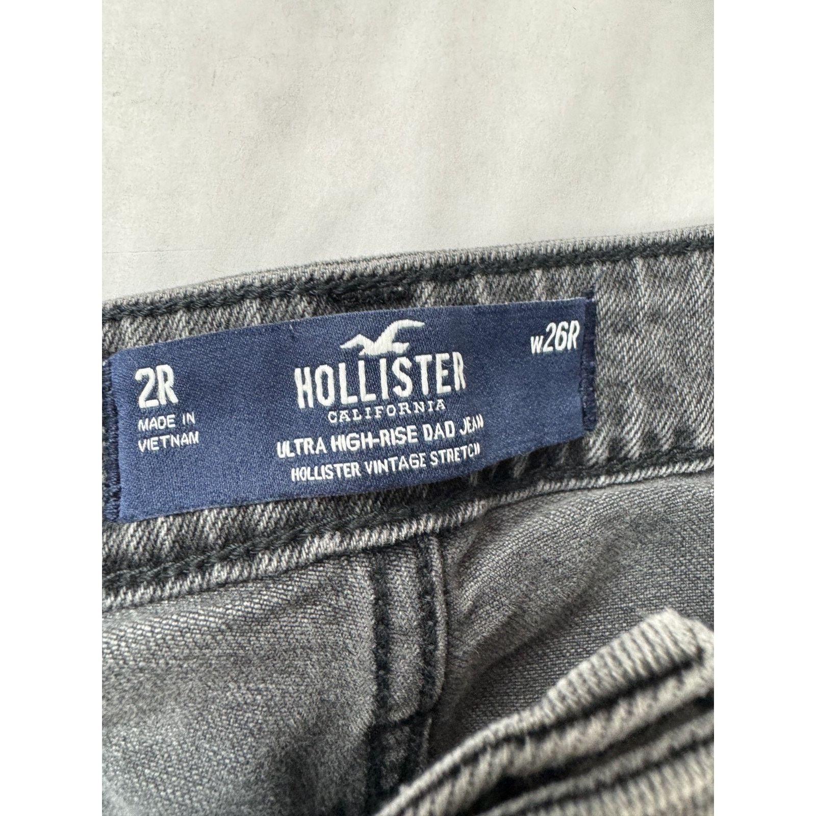 Hollister Grunge Hollister Ultra High Rise Dad Jeans Black 2R 26R Size 26" / US 2 / IT 38 - 6 Thumbnail