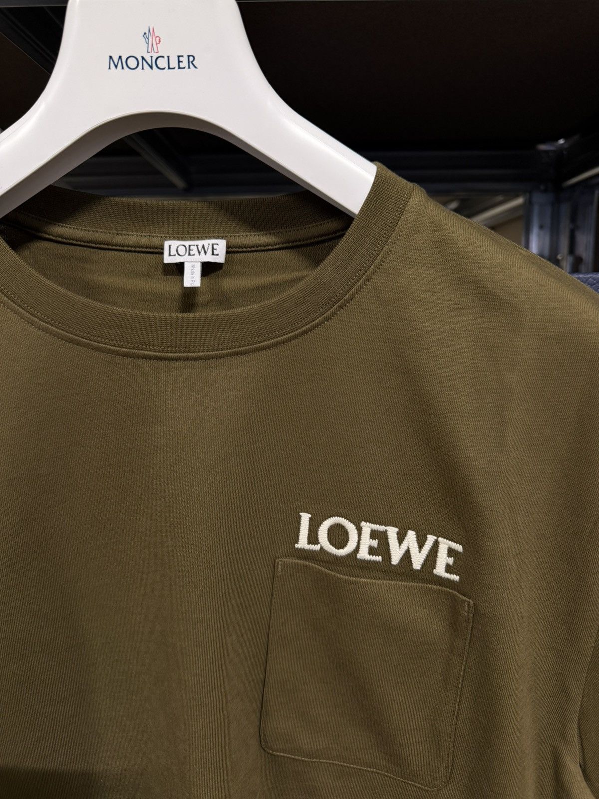 Loewe Loewe Logo Pocket T-Shirt NEW 650$ Size US L / EU 52-54 / 3 - 3 Thumbnail