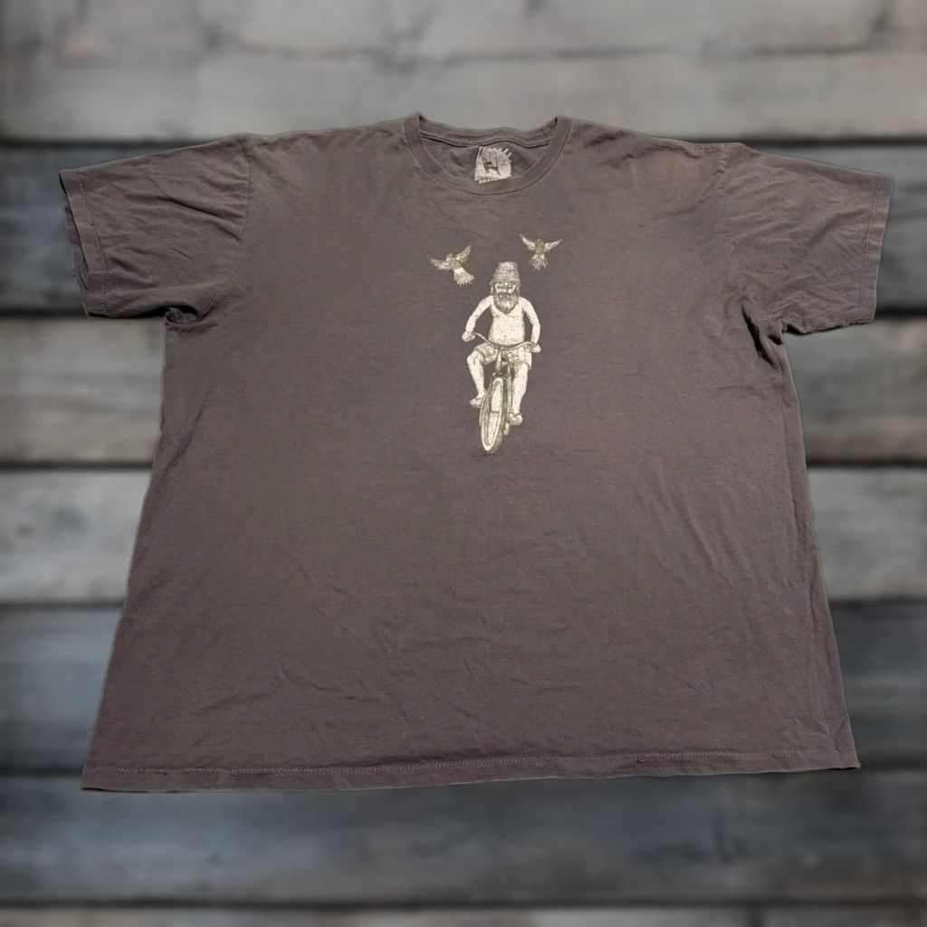 Mambo Mambo Australia Mens Tee Shirt XL Gray T-Shirt Graphic Print Distressed Rare Birds Bicycle Modern Art Shirt Mens XL Gray Mambo Australia T-Shirt Size US XL / EU 56 / 4 - 1 Thumbnail