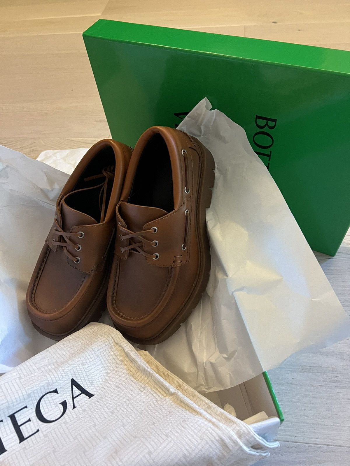 Bottega Veneta 🔥$1.5K VALUE🔥Haddock Boat Shoes Size US 9 / EU 42 - 9 Thumbnail