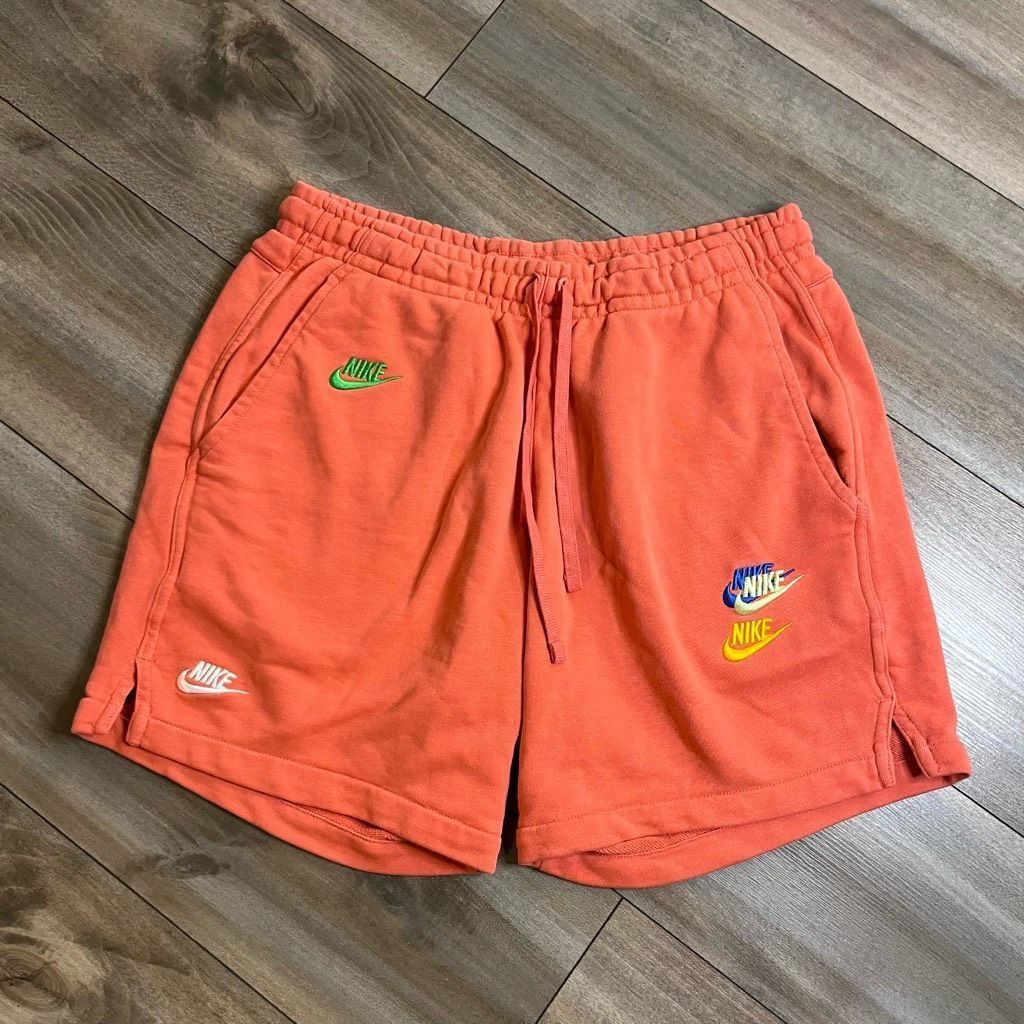 Nike Nike Coral Athletic Workout Shorts Men Medium Bin H-105 Size US 32 / EU 48 - 1 Thumbnail