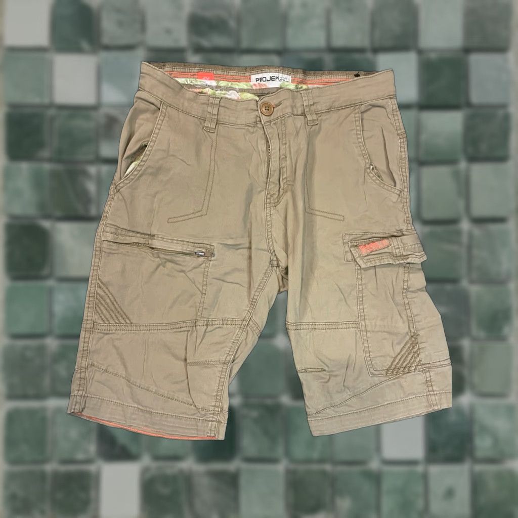 Vintage Projek Raw Shorts Womens 30" Waist Cargo Pockets Tan Y2K Cargo Pocket Front Flat Front Regular Cotton Brown Size 30" / US 8 / IT 44 - 1 Thumbnail