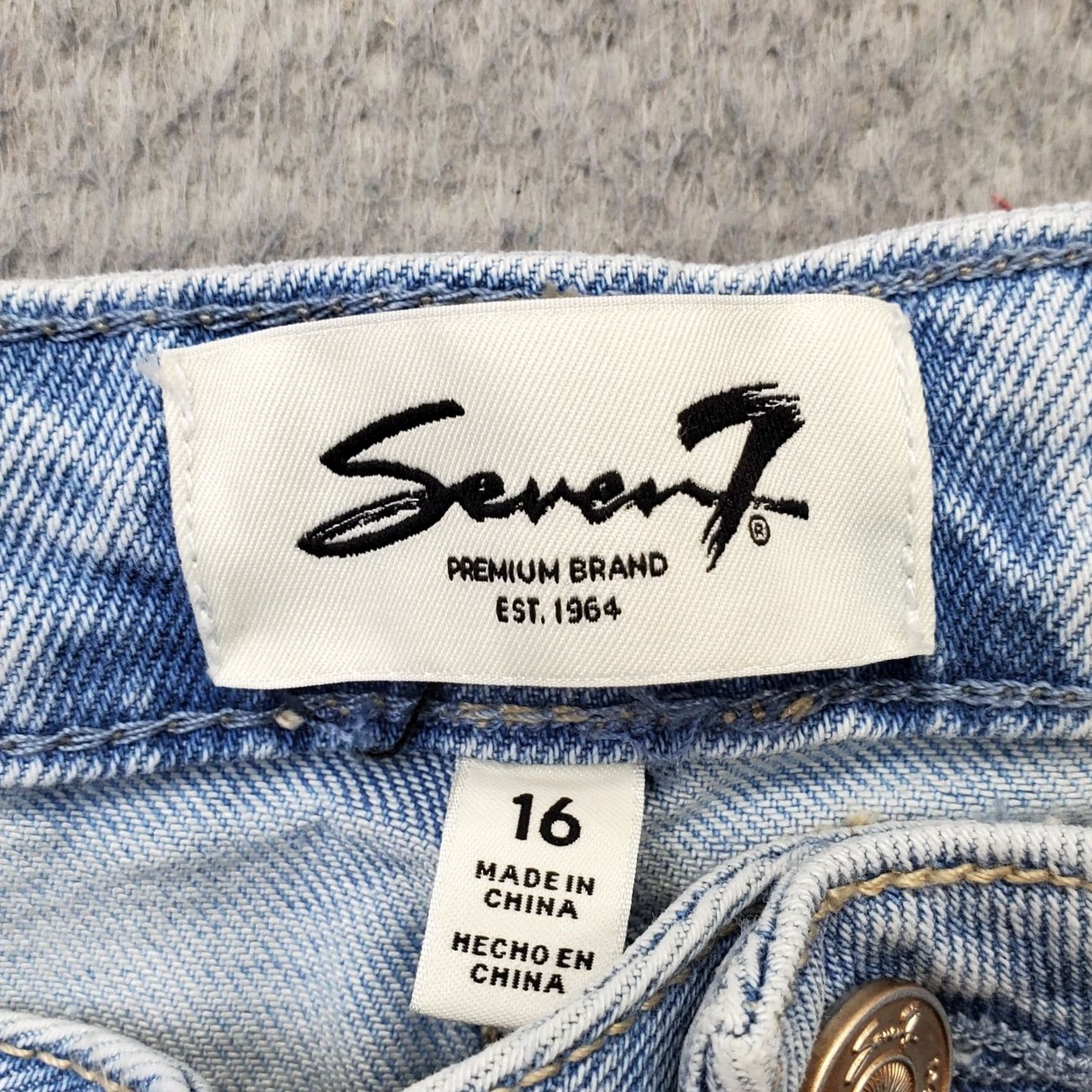 Vintage Seven7 Jeans Womens Size 16 Blue Denim Premium Light Wash Straight Leg MY10341DE Jeans Size 38" / US 16 / IT 52 - 7 Thumbnail