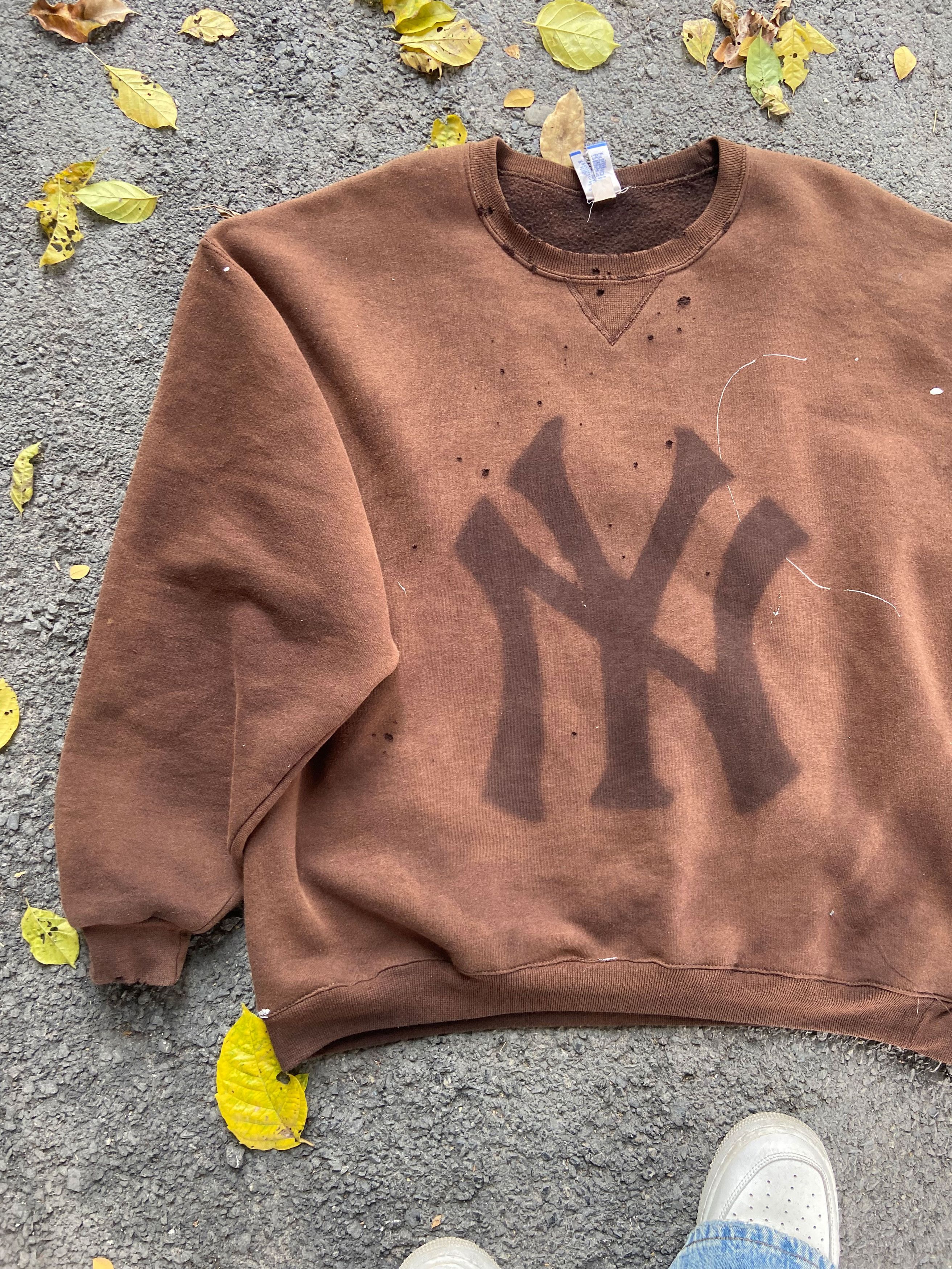 Vintage RUSSELL FADED DISTRESSED THRASHED CREWNECK Size US XL / EU 56 / 4 - 9 Thumbnail