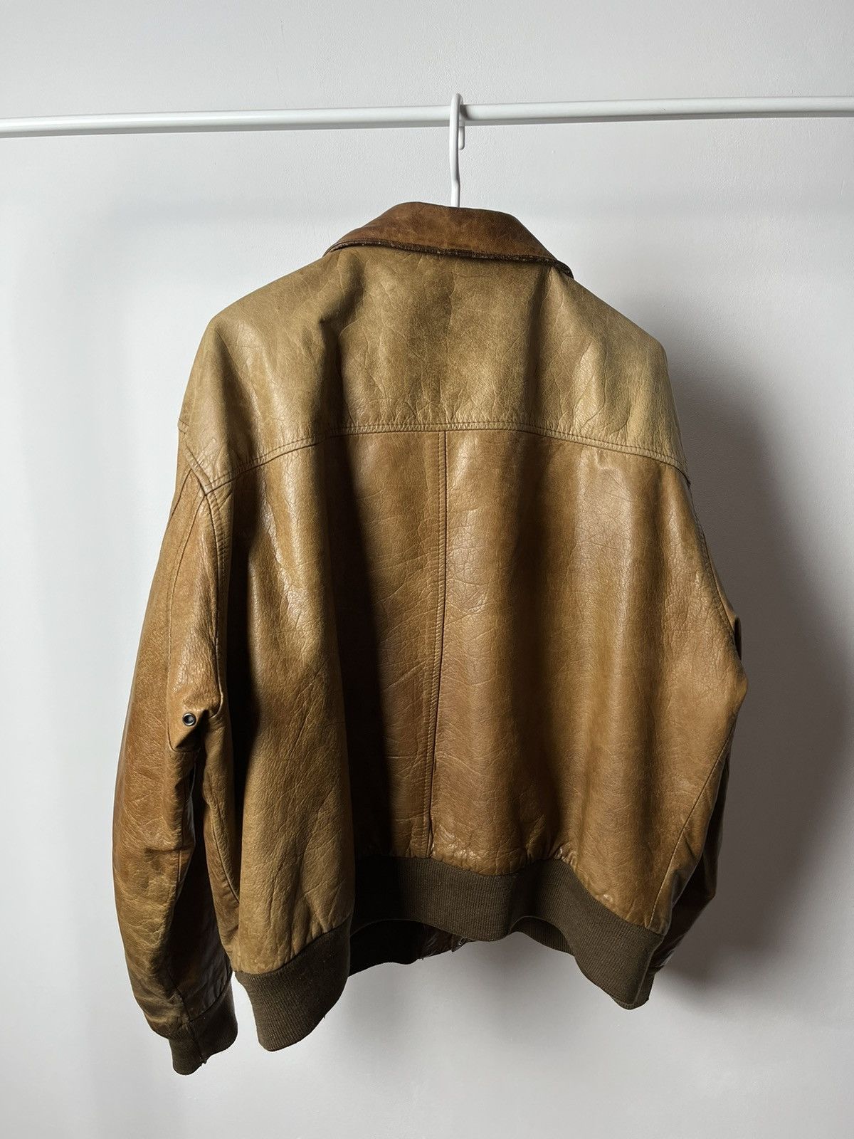 Japanese Brand × Vintage Vintage Brown Leather Boxy Bomber Jacket Kanye West Style Size US XL / EU 56 / 4 - 12 Thumbnail