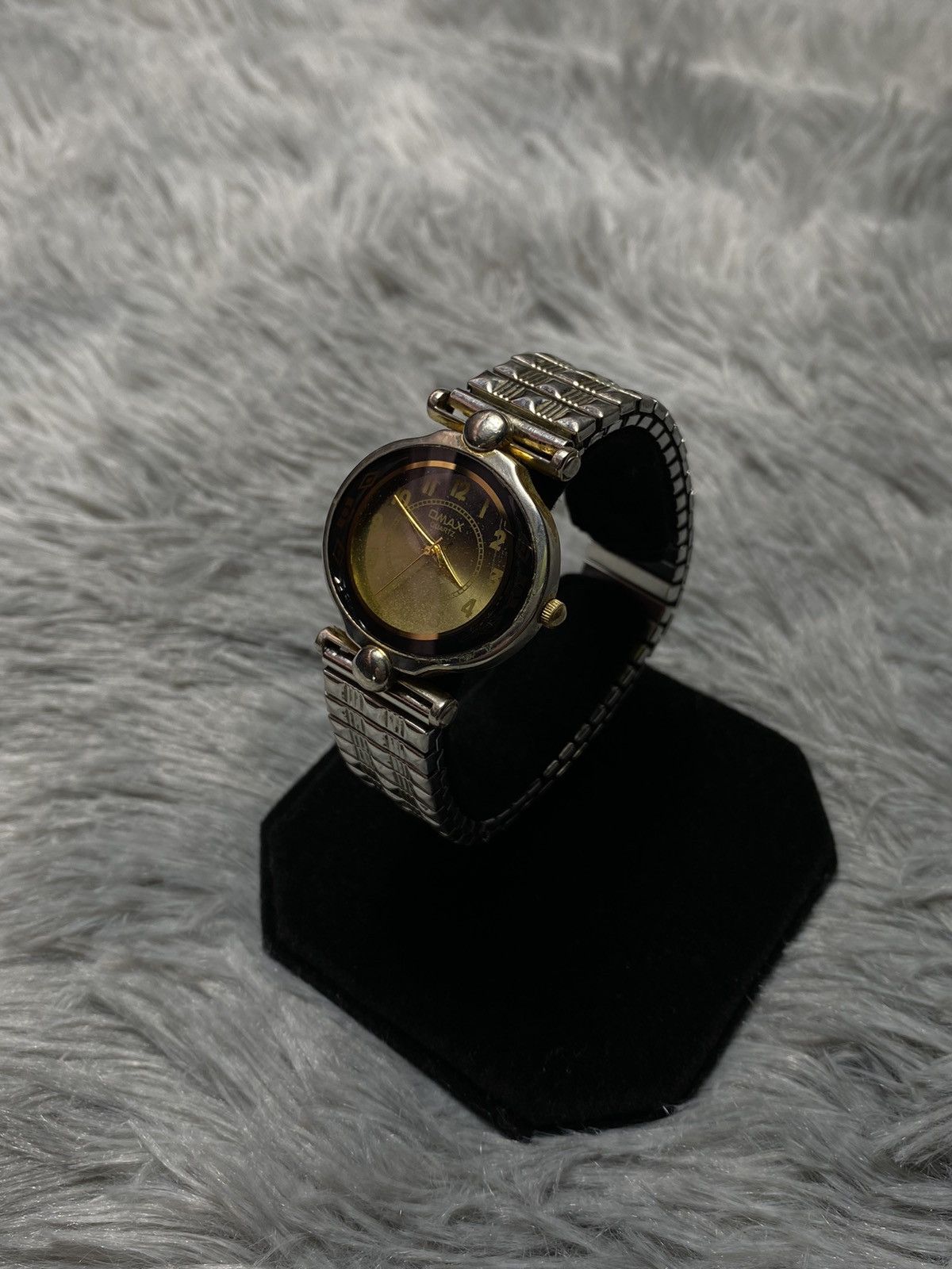 Jewelry x Vintage Omax Vintage Gold Dial Watch | Japan Movement | Unique Style in Silver, Men's