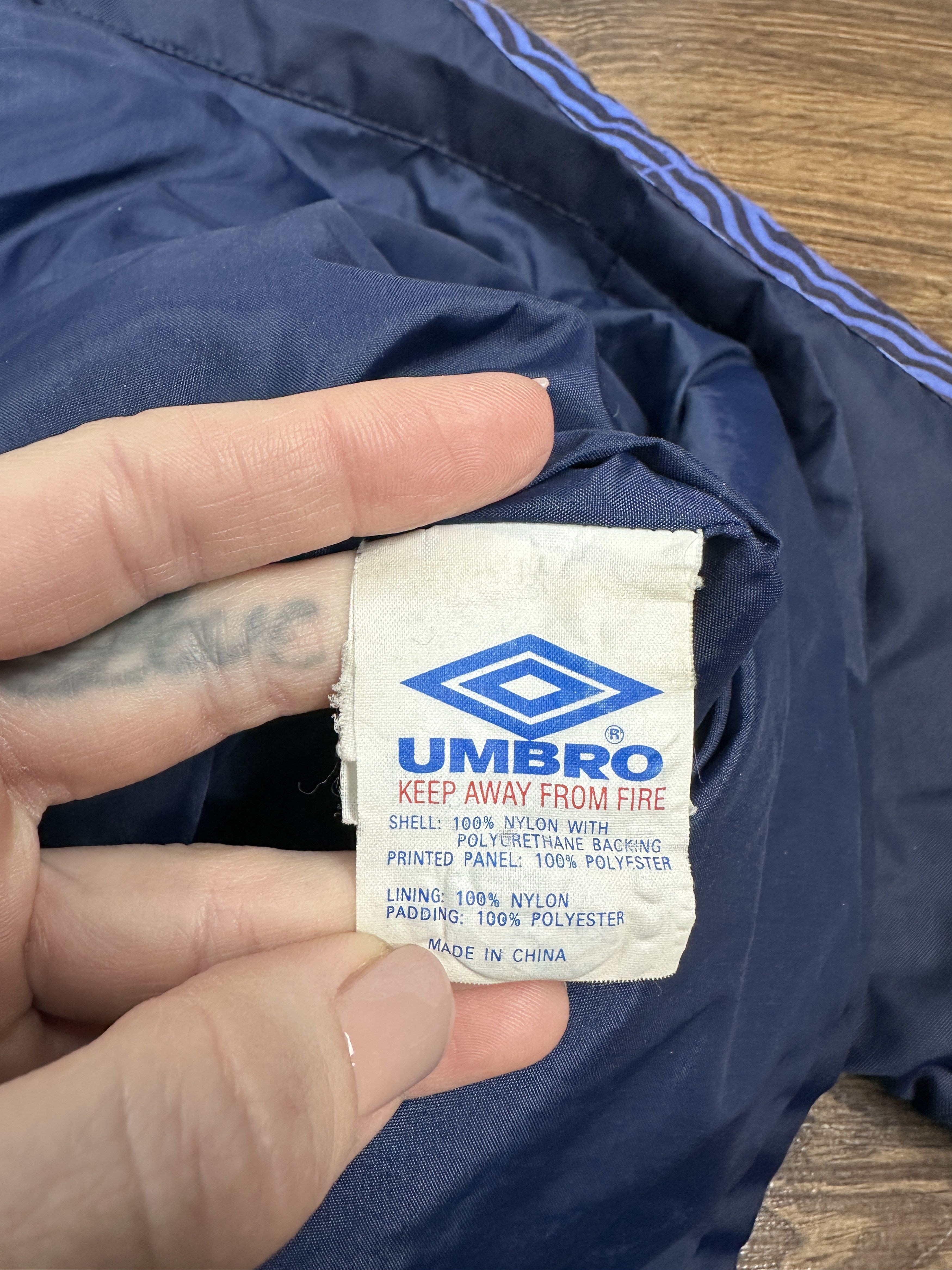 Umbro × Vintage Umbro 90s Vintage Mens Insulated Jacket Size US S / EU 44-46 / 1 - 6 Thumbnail