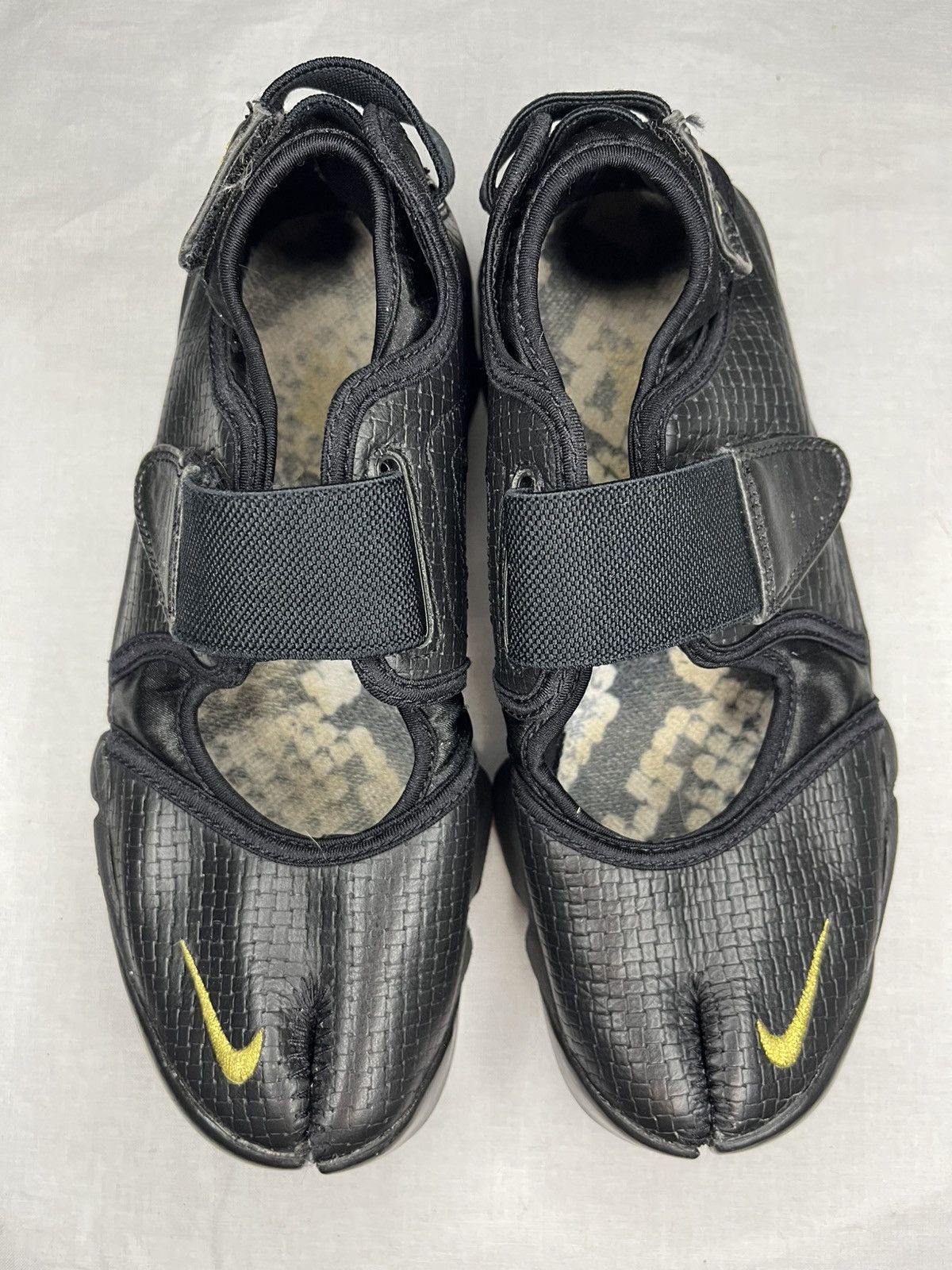Nike 2005 Nike Air Rift Tabi Ninja Leather Sandals Size US 8 / IT 38 - 4 Thumbnail