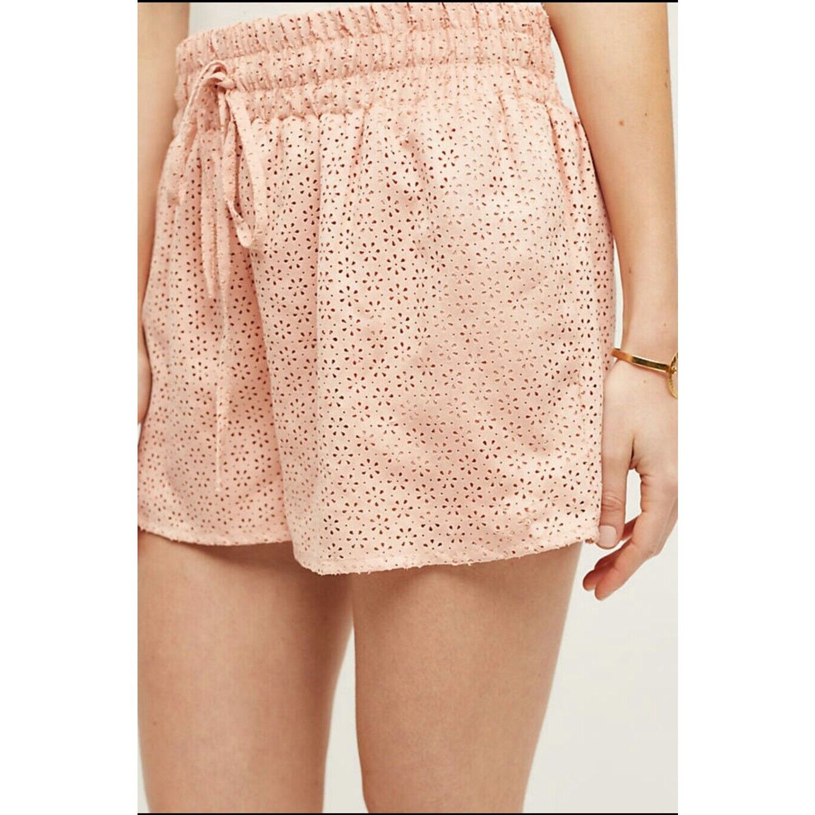 Anthropologie NWT $128 ANTHROPOLOGIE Palmdale Vegan Leather Shorts CHLOE Size 26" / US 2 / IT 38 - 1 Thumbnail