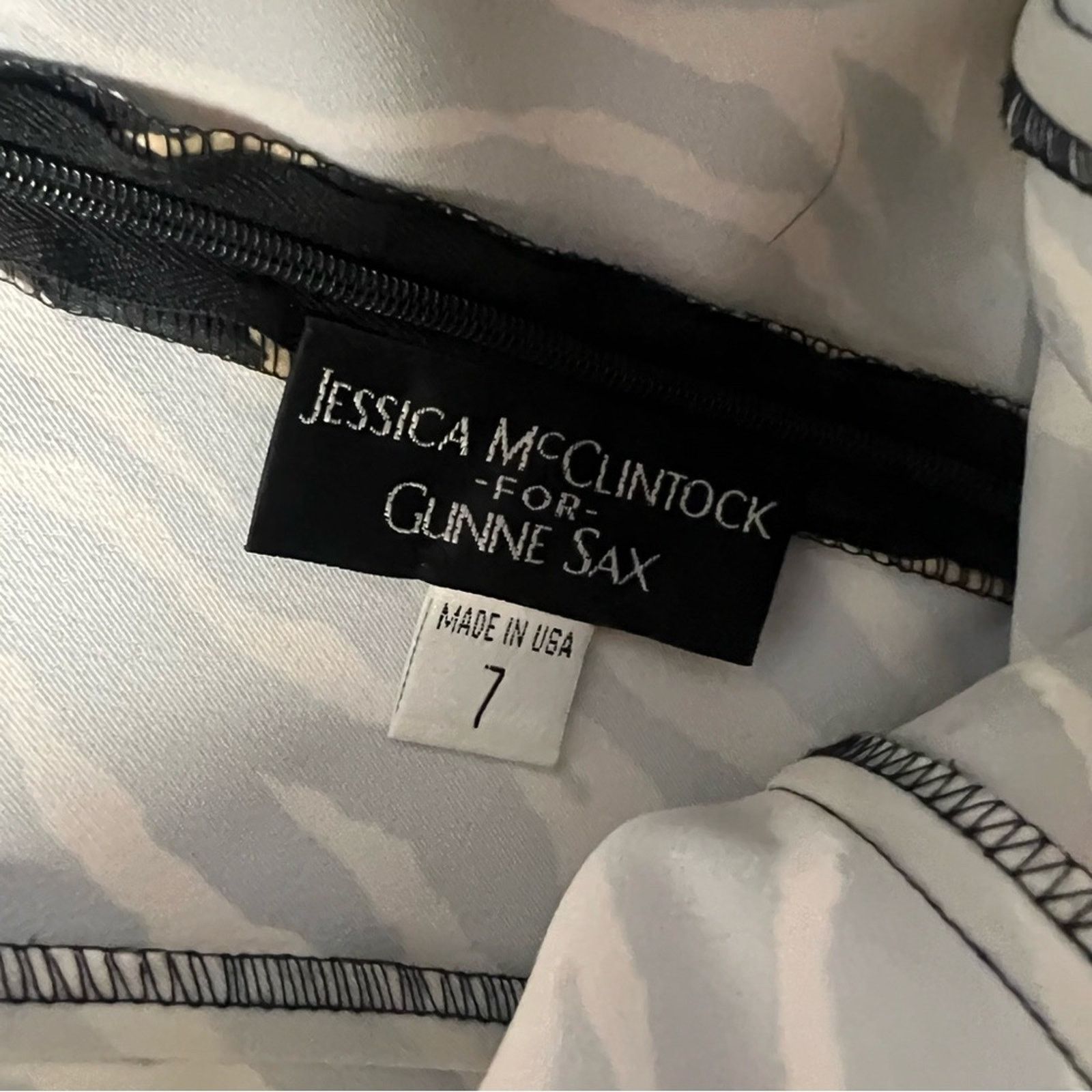Vintage Jessica McClintock Zebra strapless rhinestone prom dress Size S / US 4 / IT 40 - 5 Thumbnail