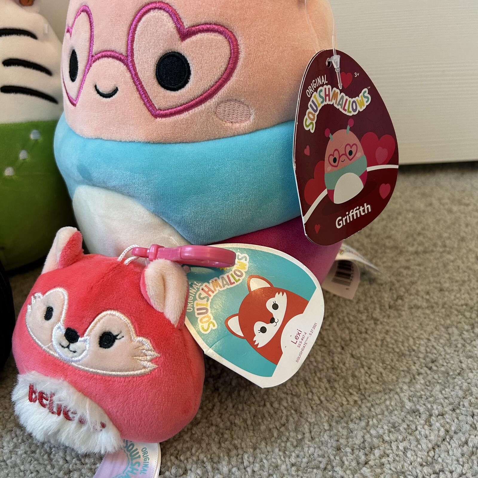 Other 8 LOT SQUISHMALLOWS Hello Kitty, Griffith, Lexi, Disney, Cam Size ONE SIZE - 2 Thumbnail