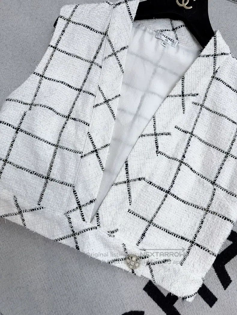 Chanel Chanel 19s beach series black and white plaid short diamon Size XS / US 0-2 / IT 36-38 - 5 Thumbnail