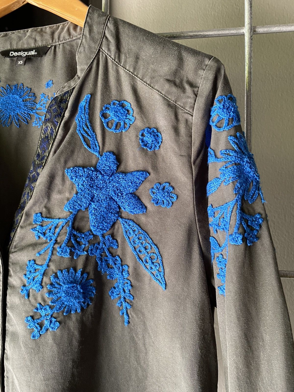 Desigual Desigual Gray Floral Embroidered shirt Size XS / US 0-2 / IT 36-38 - 13 Thumbnail