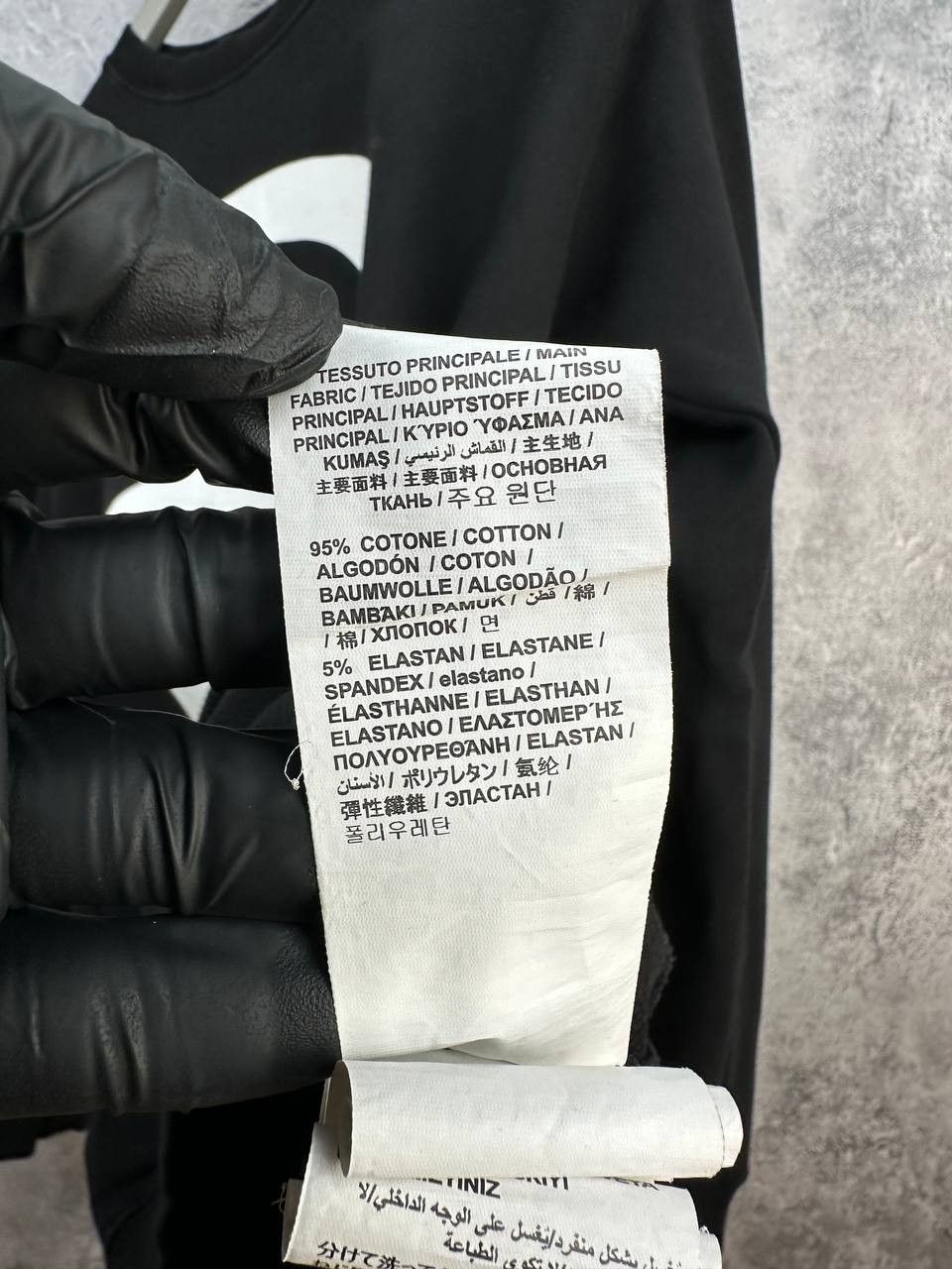Moschino Love Moschino Peace Logo Sweatshirt Black Jumper Long Sleeve Size US M / EU 48-50 / 2 - 18 Thumbnail