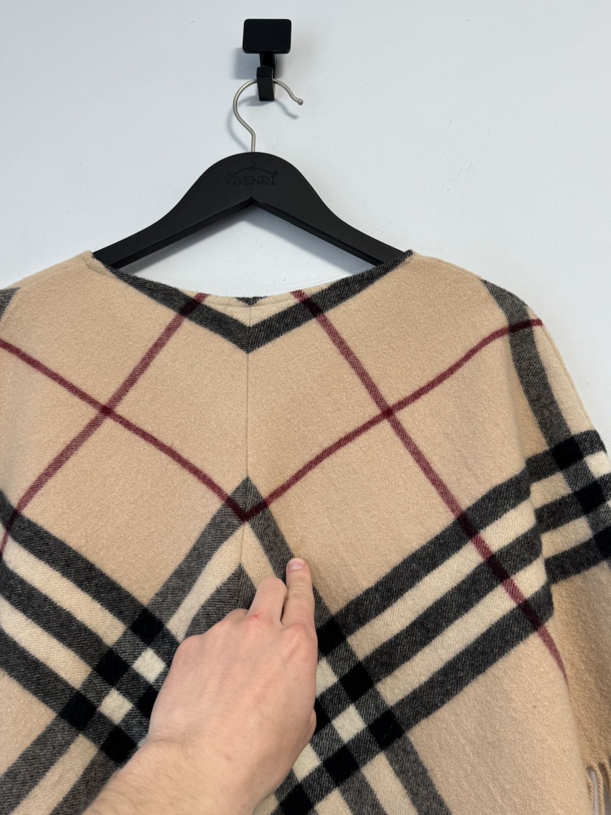 Burberry Burberry London Nova Check Poncho Cape Merino Wool& Cashmere Size L / US 10 / IT 46 - 14 Thumbnail