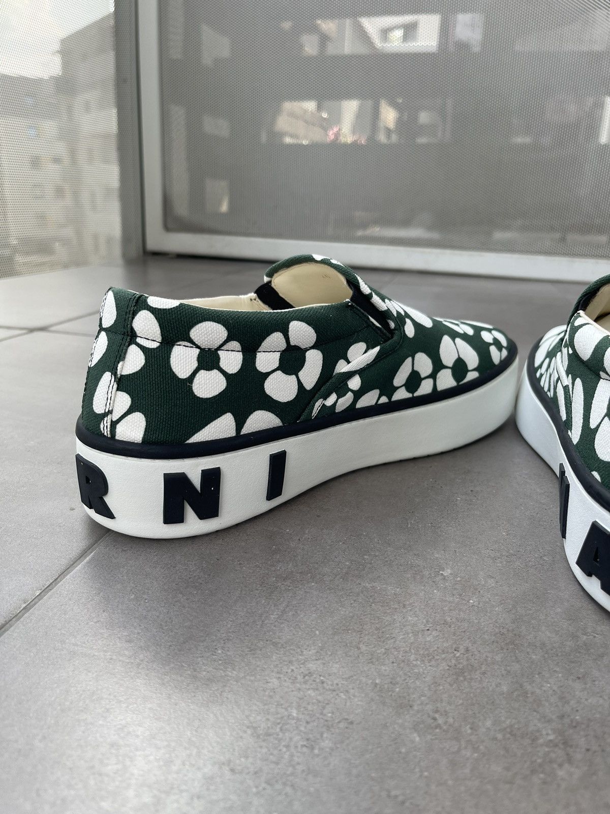 Carhartt Wip × Marni !DS! SS22 Marni X Carhartt Floral Print Green Slip Ons Size US 12 / EU 45 - 14 Thumbnail