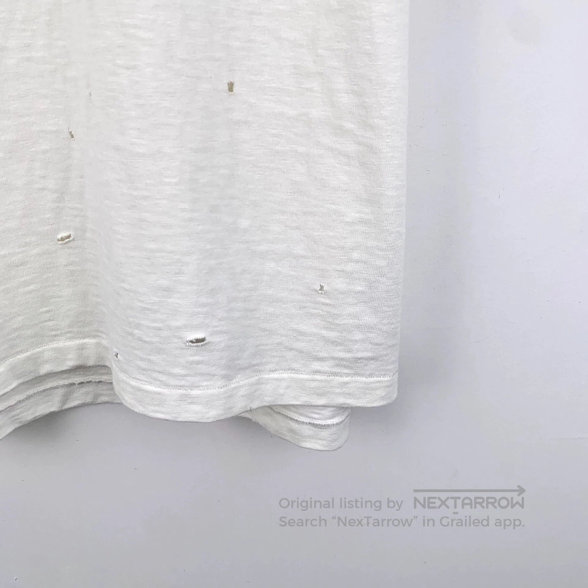 Dior dior white distressed logo t-shirt. Size US M / EU 48-50 / 2 - 5 Thumbnail