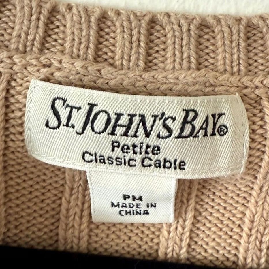 Vintage St. John's Bay Tan Long Sleeve Crewneck Pullover Cable Knit Sweater - M Petite Womens Size M / US 6-8 / IT 42-44 - 4 Thumbnail