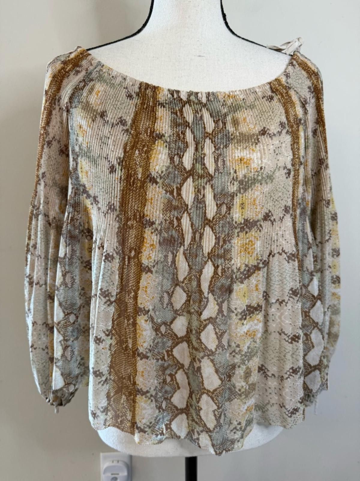 Other Wilfred abstract neutral hue leopard print boho top SZ SM Size S / US 4 / IT 40 - 1 Thumbnail