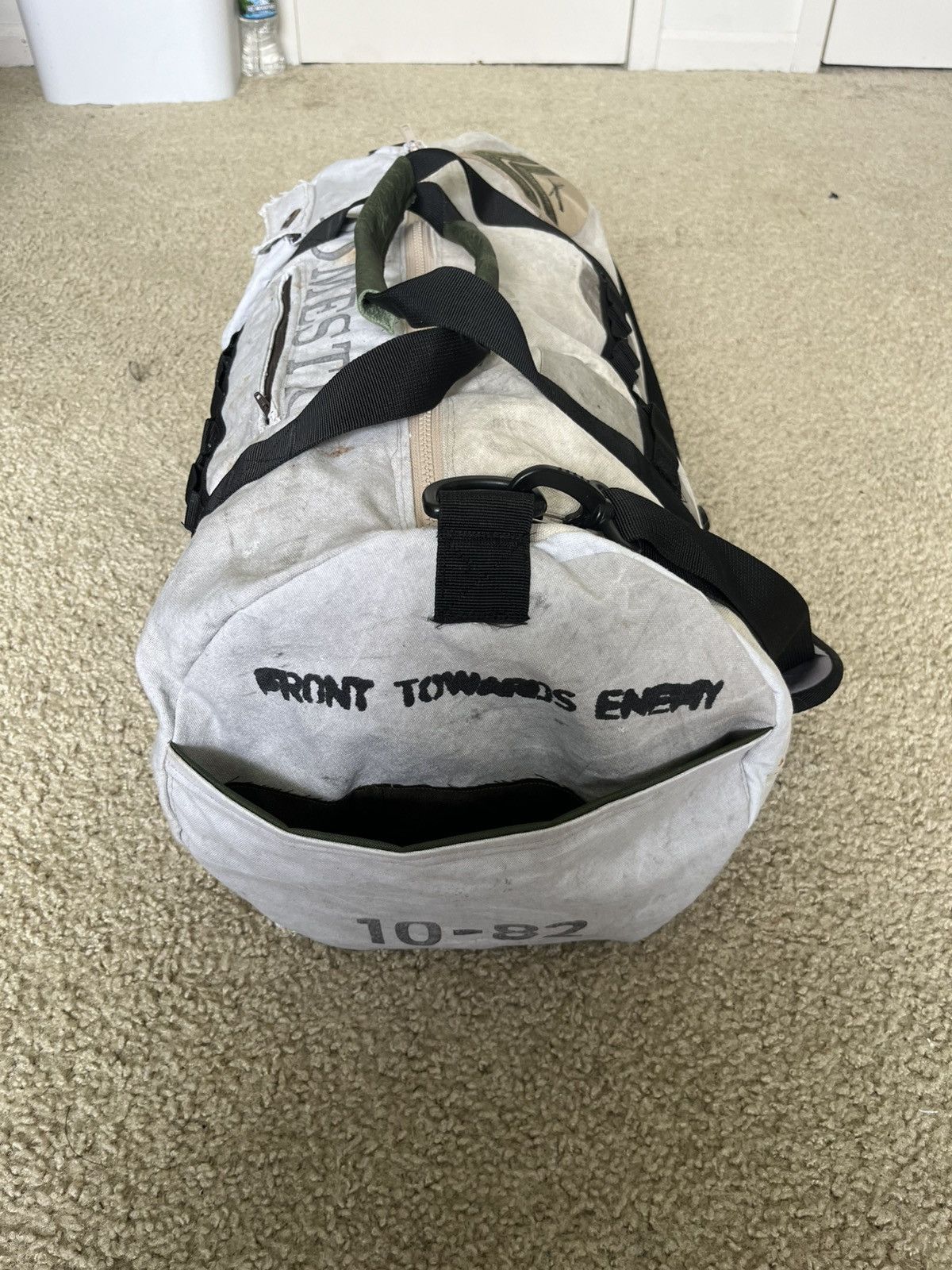 Designer × Vintage Mon Désastre – “Postal Disorder” duffle bag Size ONE SIZE - 1 Thumbnail