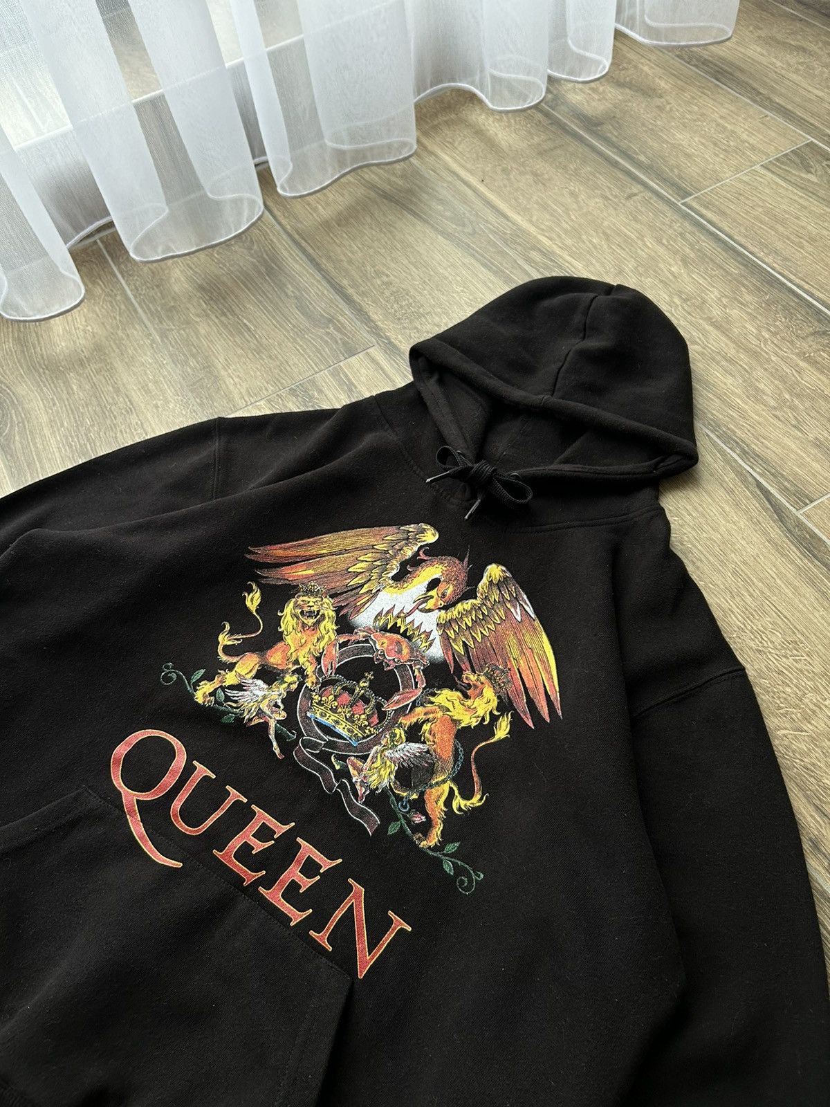 Vintage Vintage Queen big logo box hoodies mens y2k Size US XL / EU 56 / 4 - 2 Thumbnail