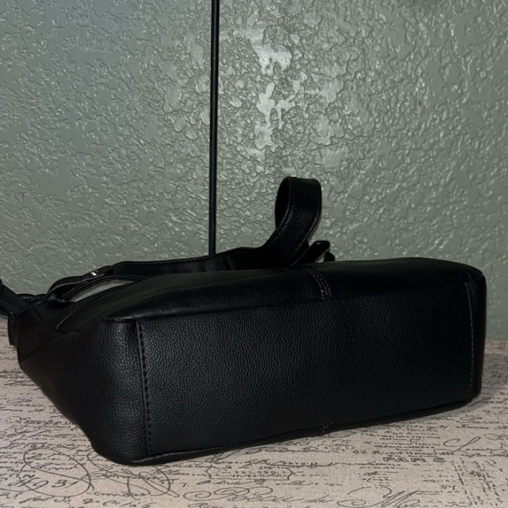 Other Stone Mountain purse with adjustable strap #leather #handbag Size ONE SIZE - 4 Thumbnail